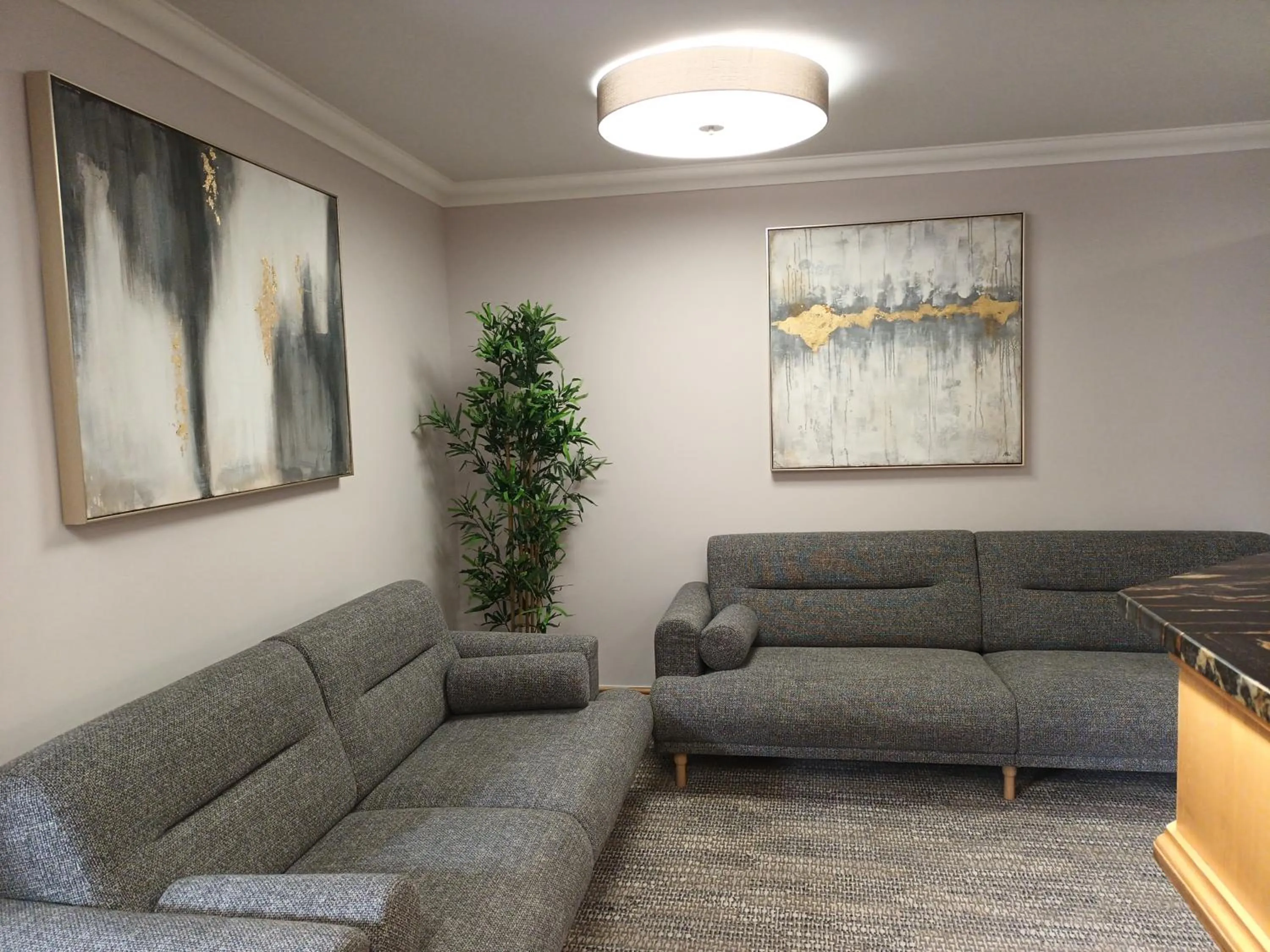 Lobby or reception in Corn Mill Lodge Hotel