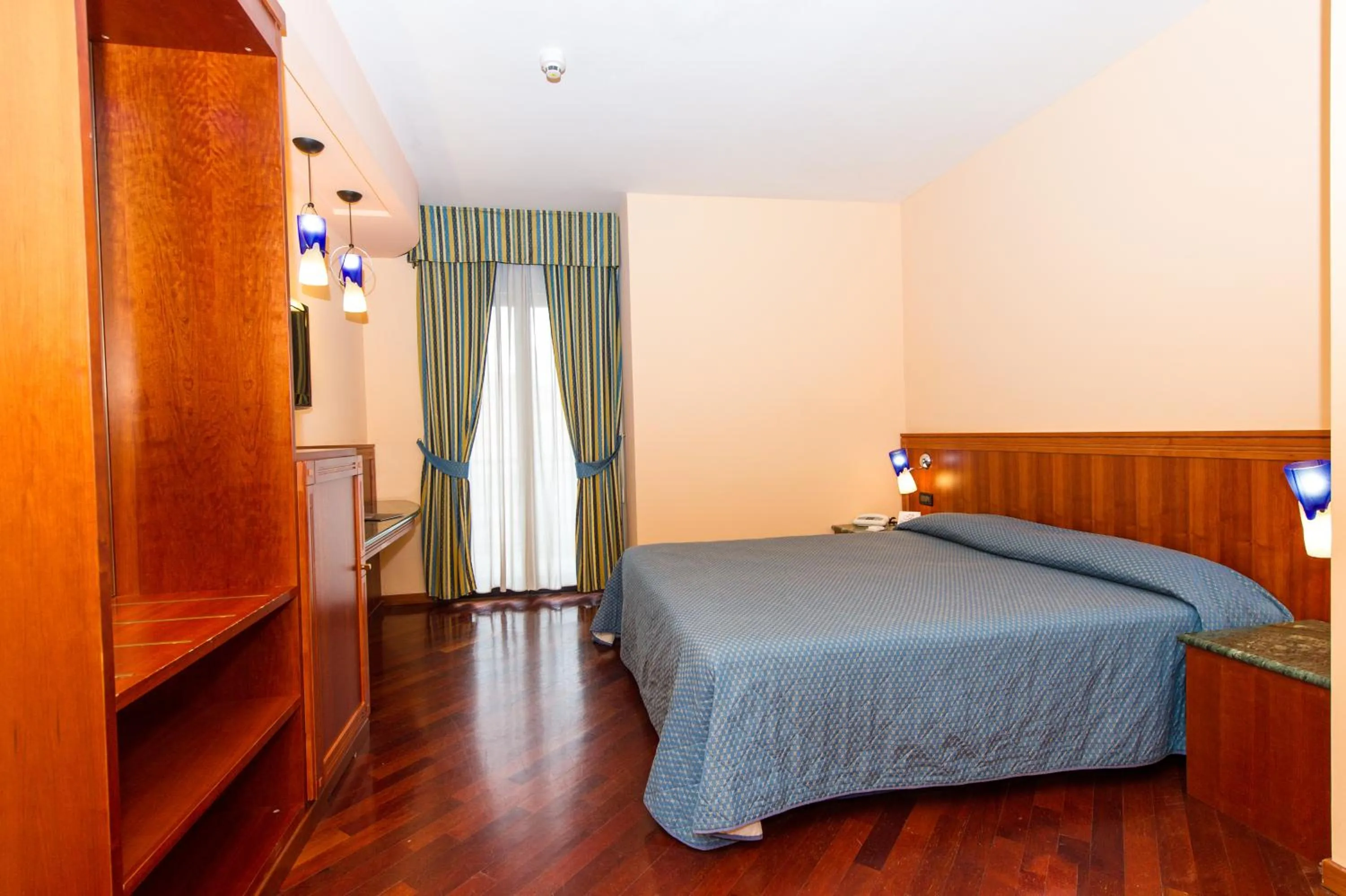 Bedroom, Bed in Hotel Michelangelo Palace & SPA