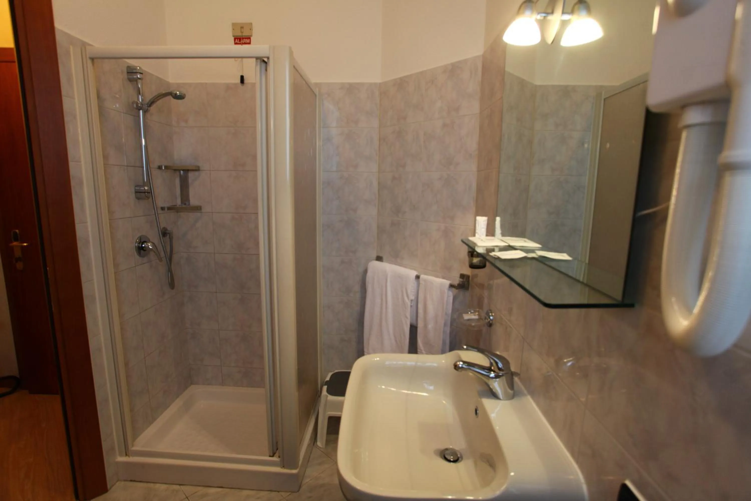 Bathroom in Hotel Lincoln