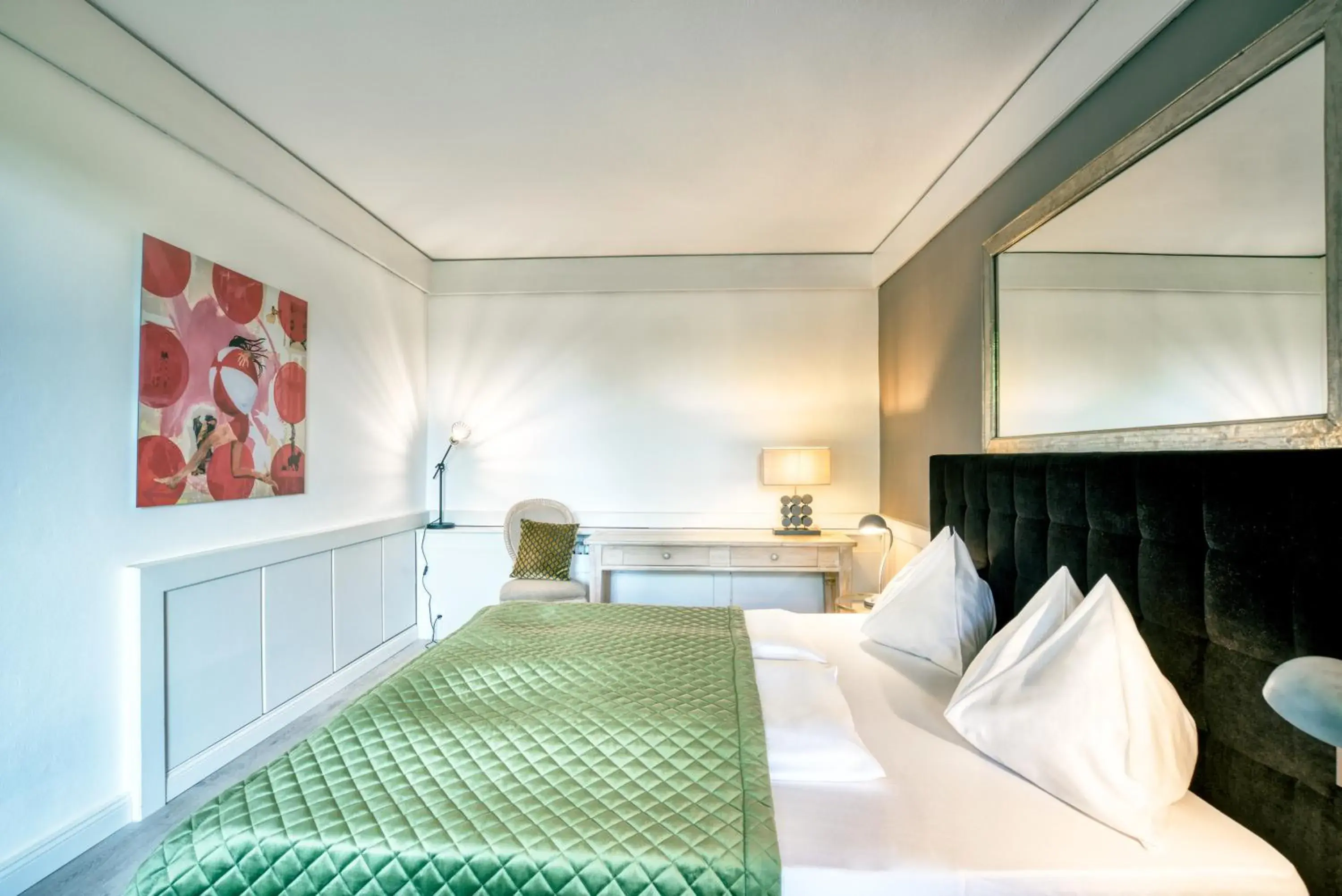 Suite with Balcony in Hotel Parks Suite with Balcony in Hotel Parks