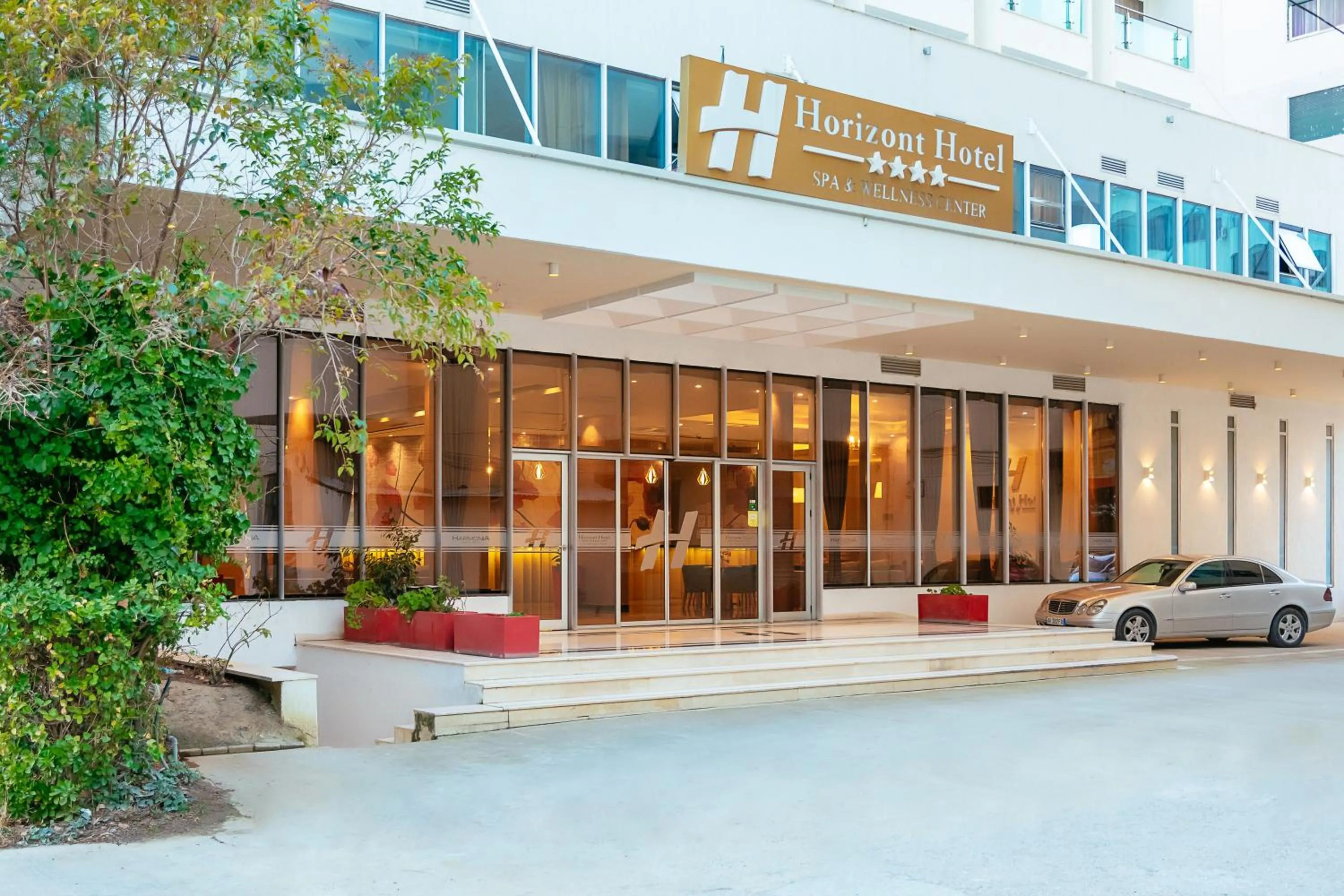 Property building in Horizont Hotel