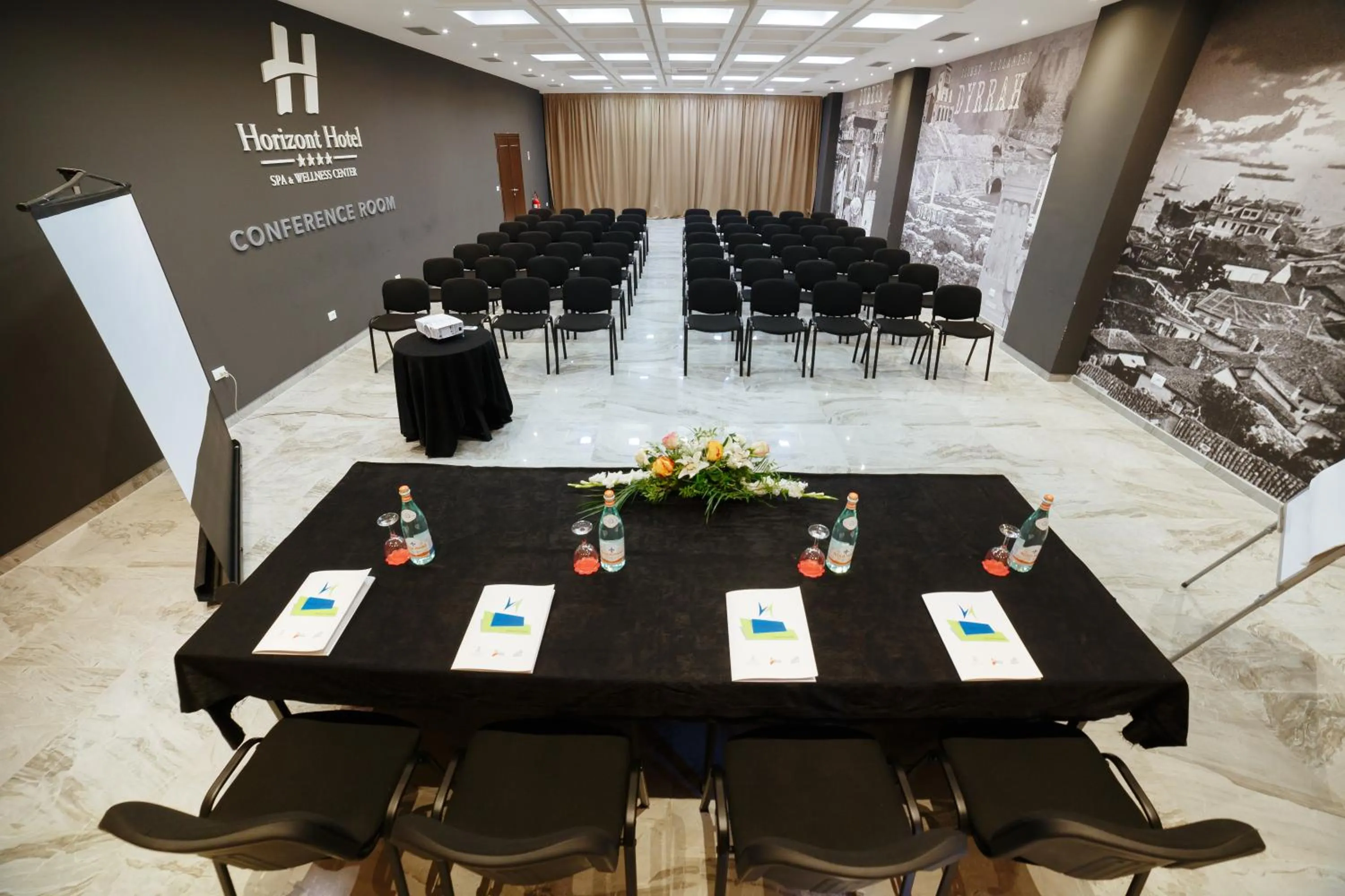 Meeting/conference room in Horizont Hotel