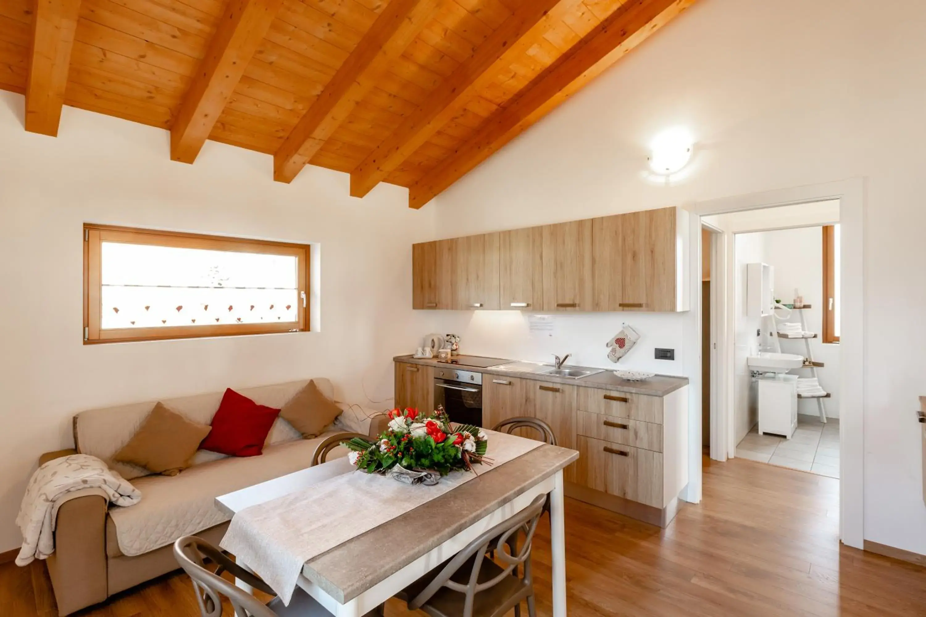 Two-Bedroom Chalet in Lazy Bee Camping Village Two-Bedroom Chalet in Lazy Bee Camping Village