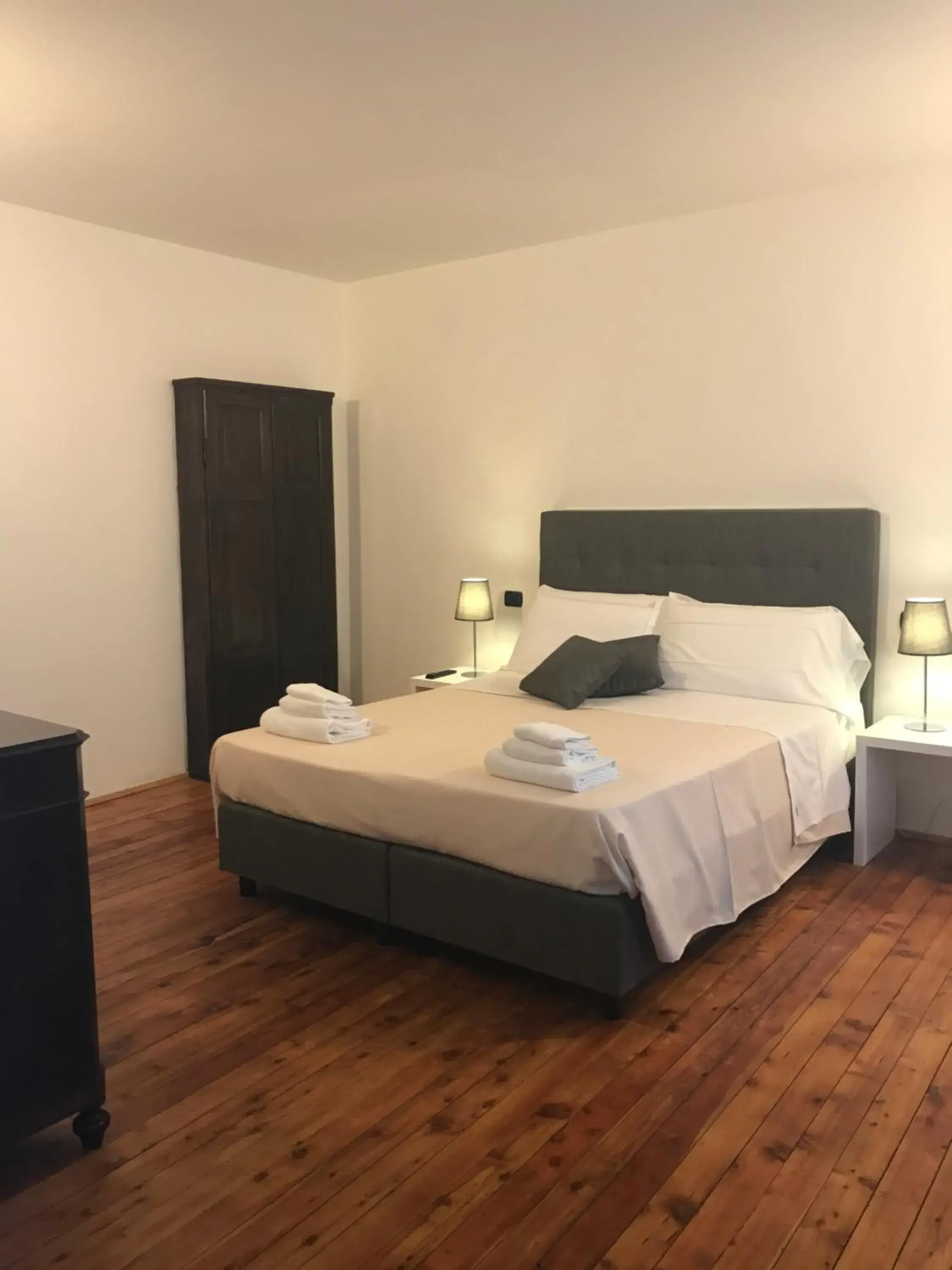 Double Room in Corte di Pellio Double Room in Corte di Pellio