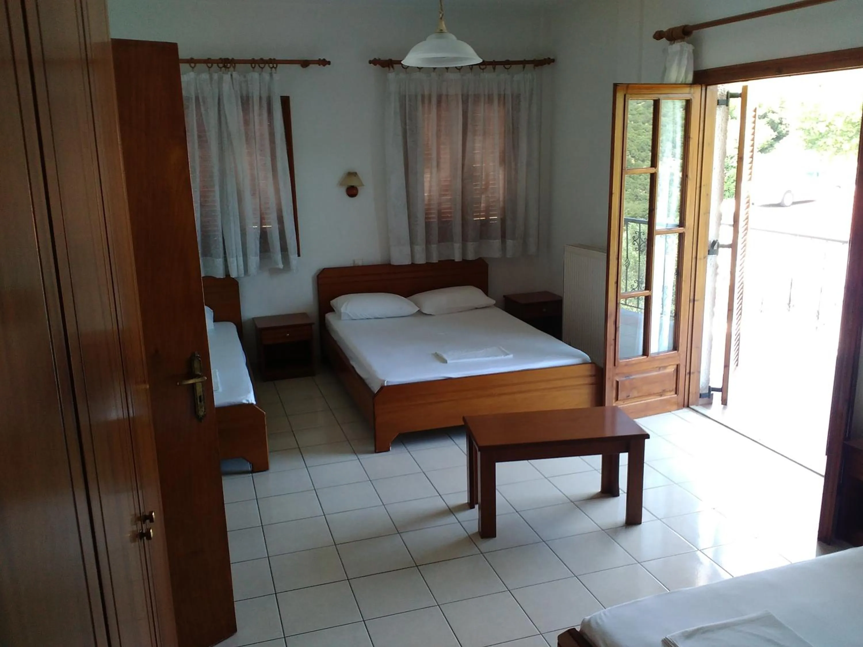 Day, Bed in Guesthouse Arsenis