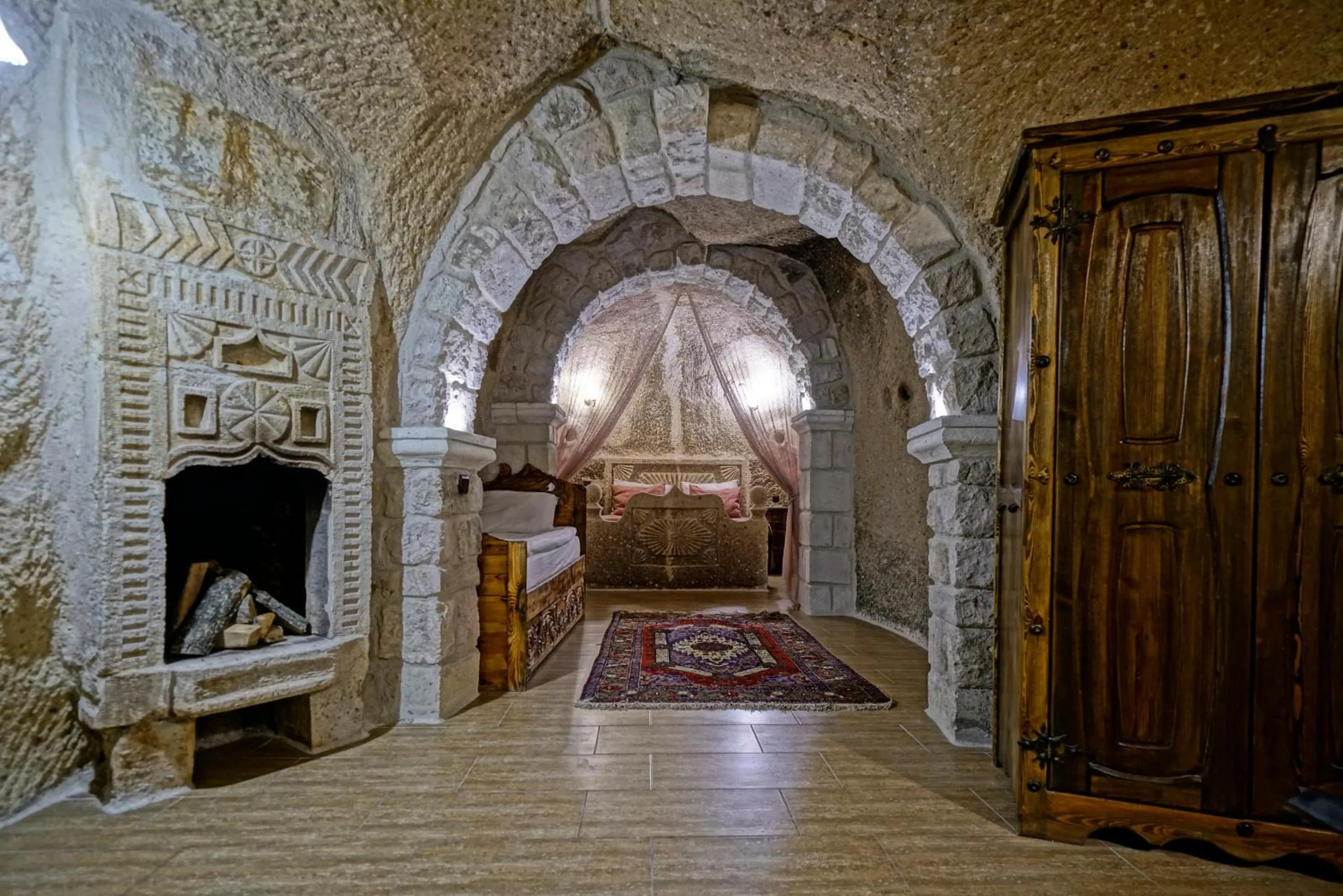 Landmark view in Holiday Cave Hotel