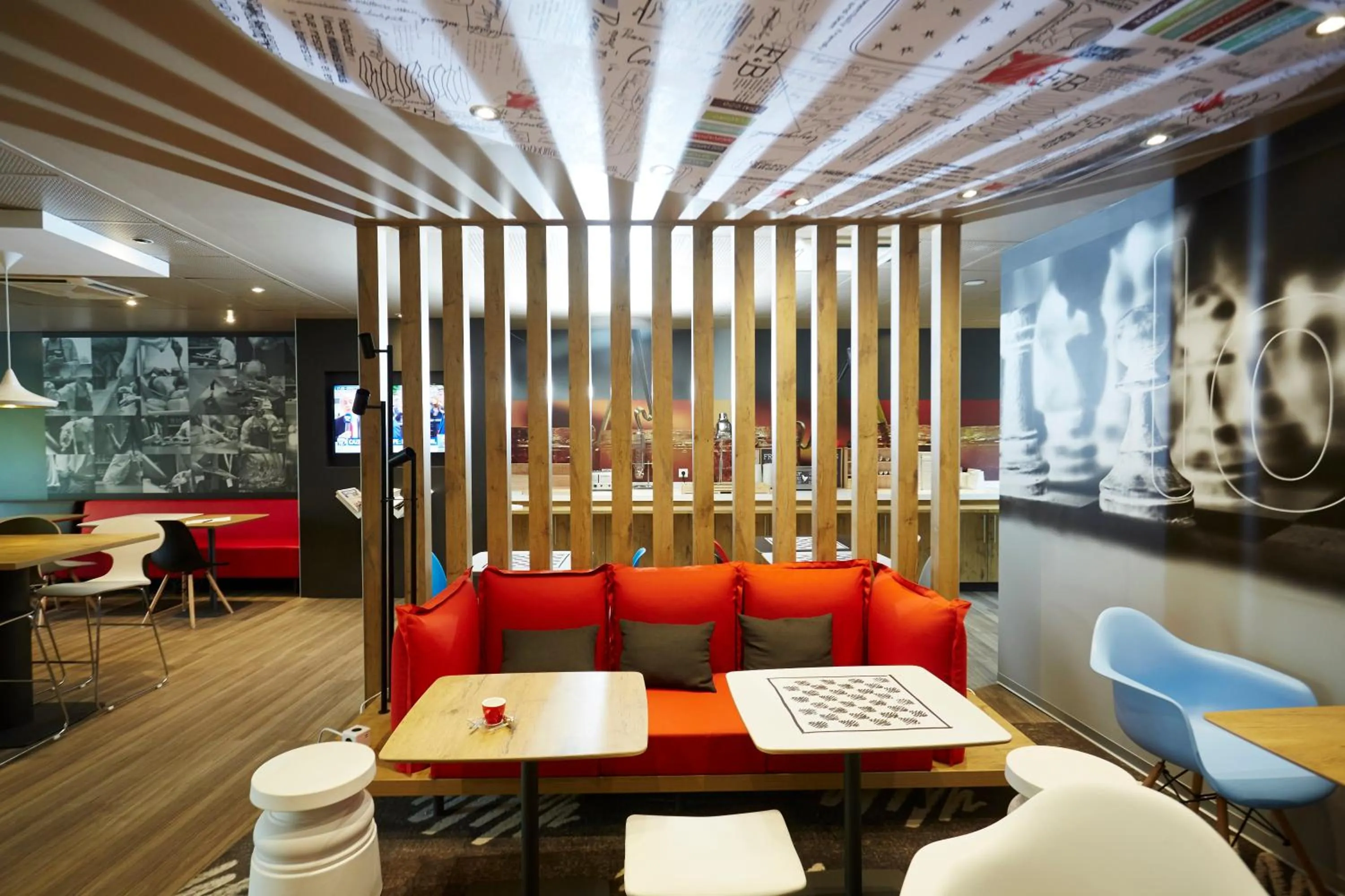 Lounge or bar in Hôtel Baudouin