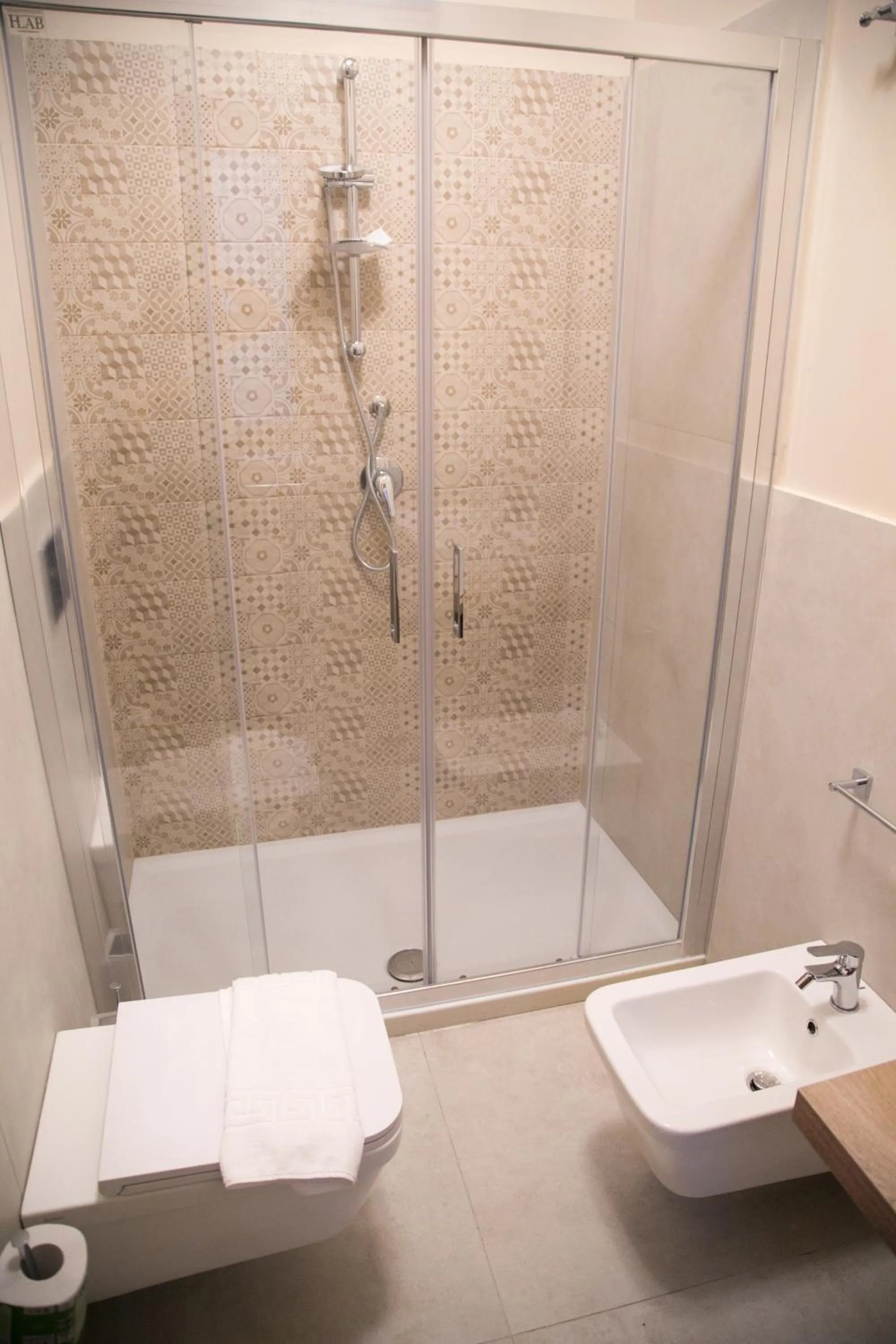 Shower in B&B Il Volo