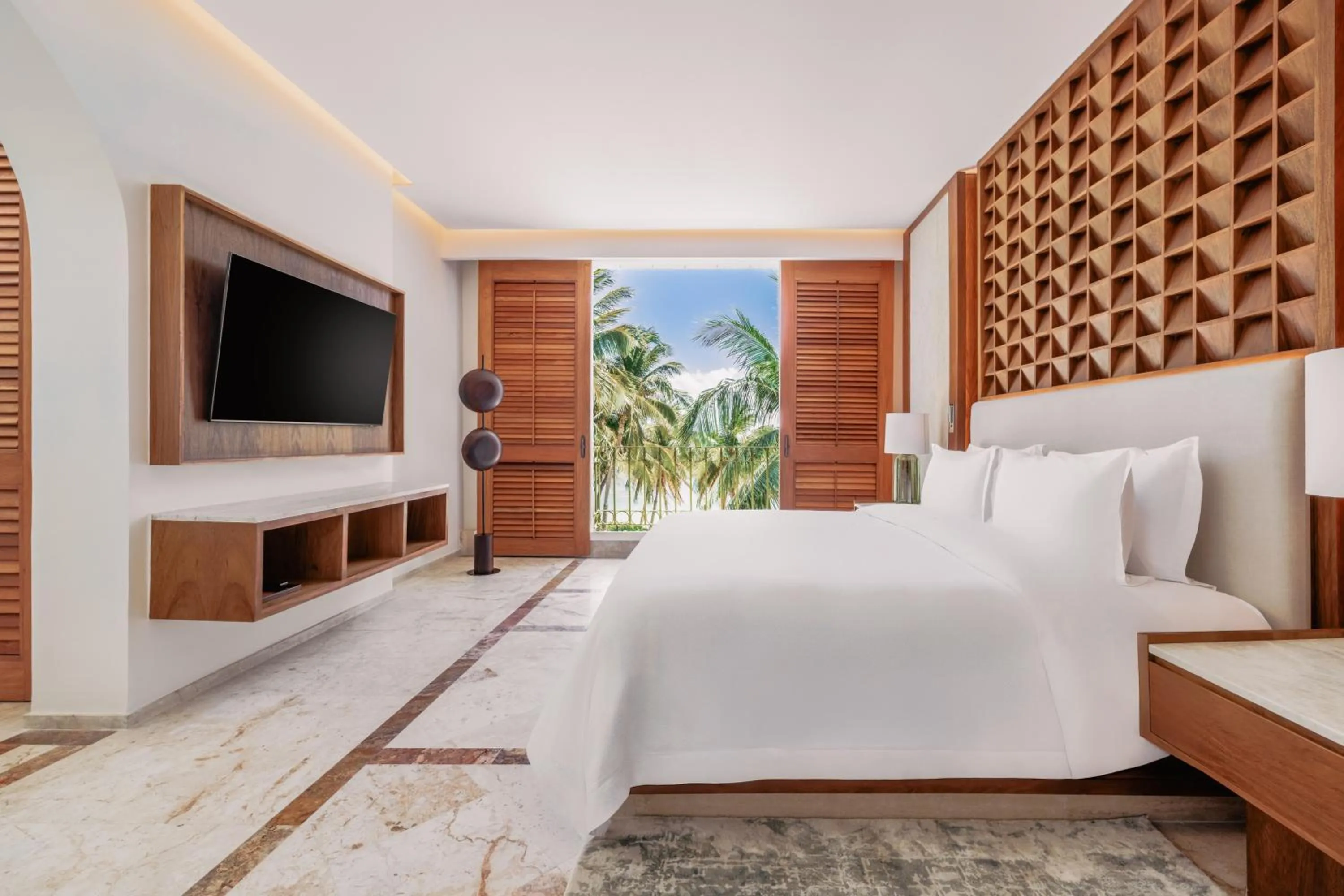TV and multimedia, Bed in Paraiso de la Bonita Adult All-Inclusive, Member of Royalton Reserve Collection