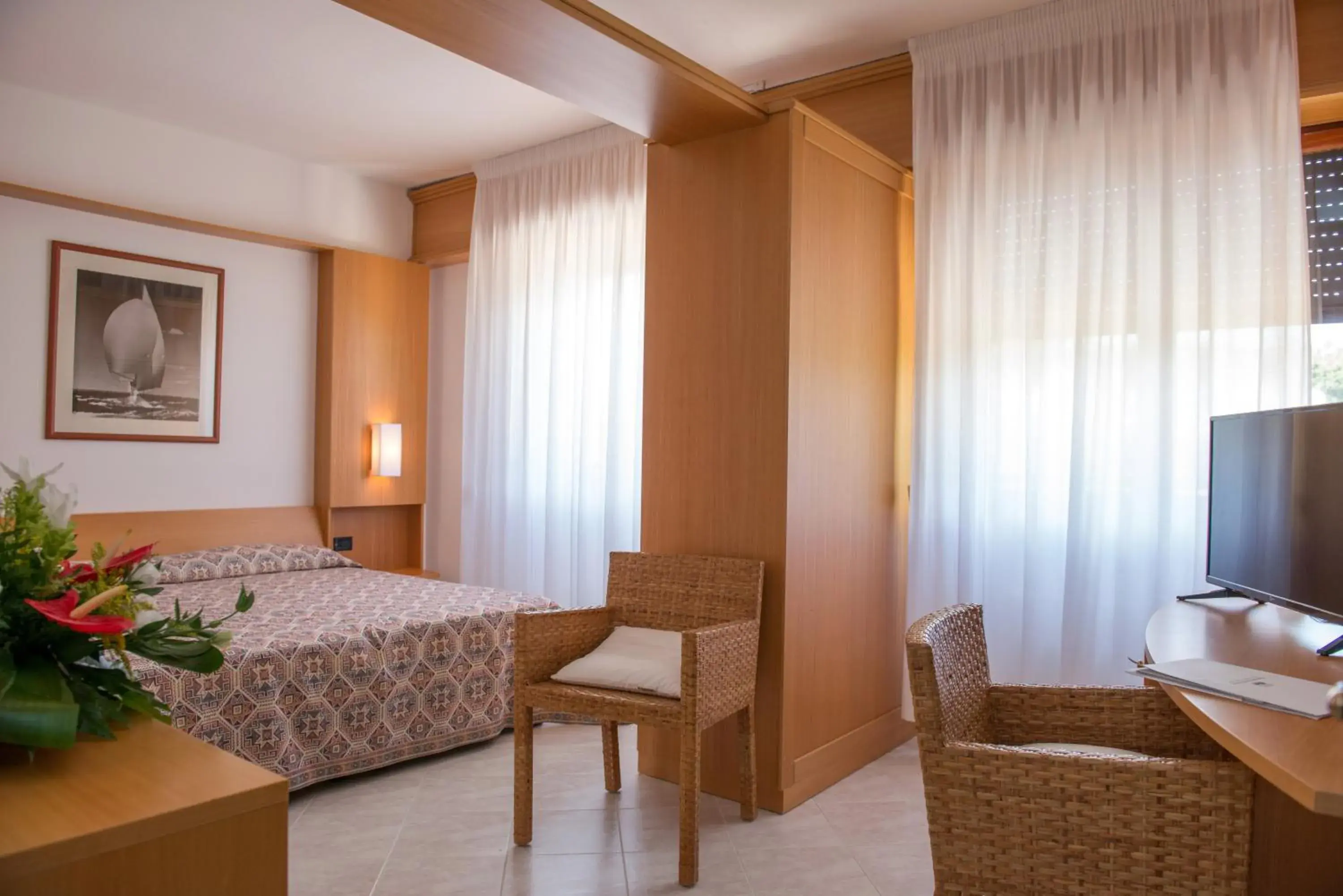 View (from property/room), Bed in Pizzomunno Vieste Palace Hotel View (from property/room), Bed in Pizzomunno Vieste Palace Hotel