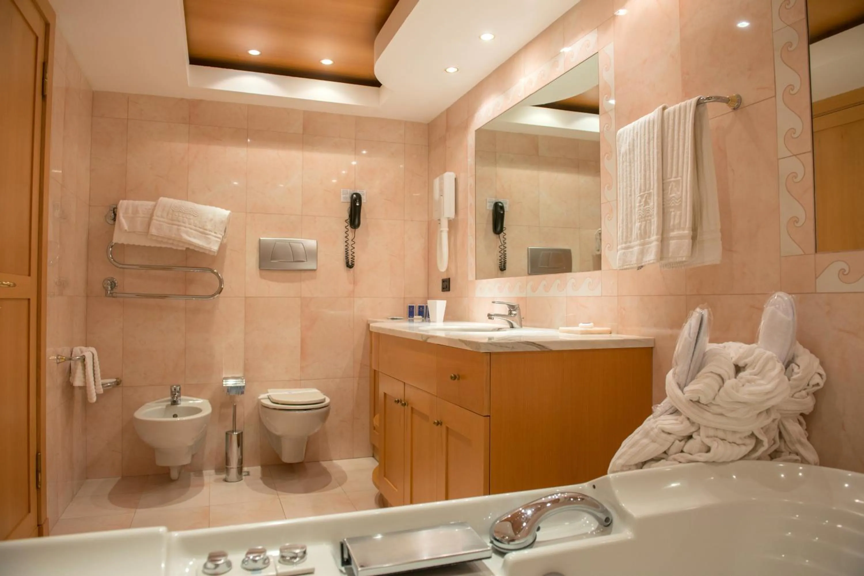 Bathroom in Pizzomunno Vieste Palace Hotel