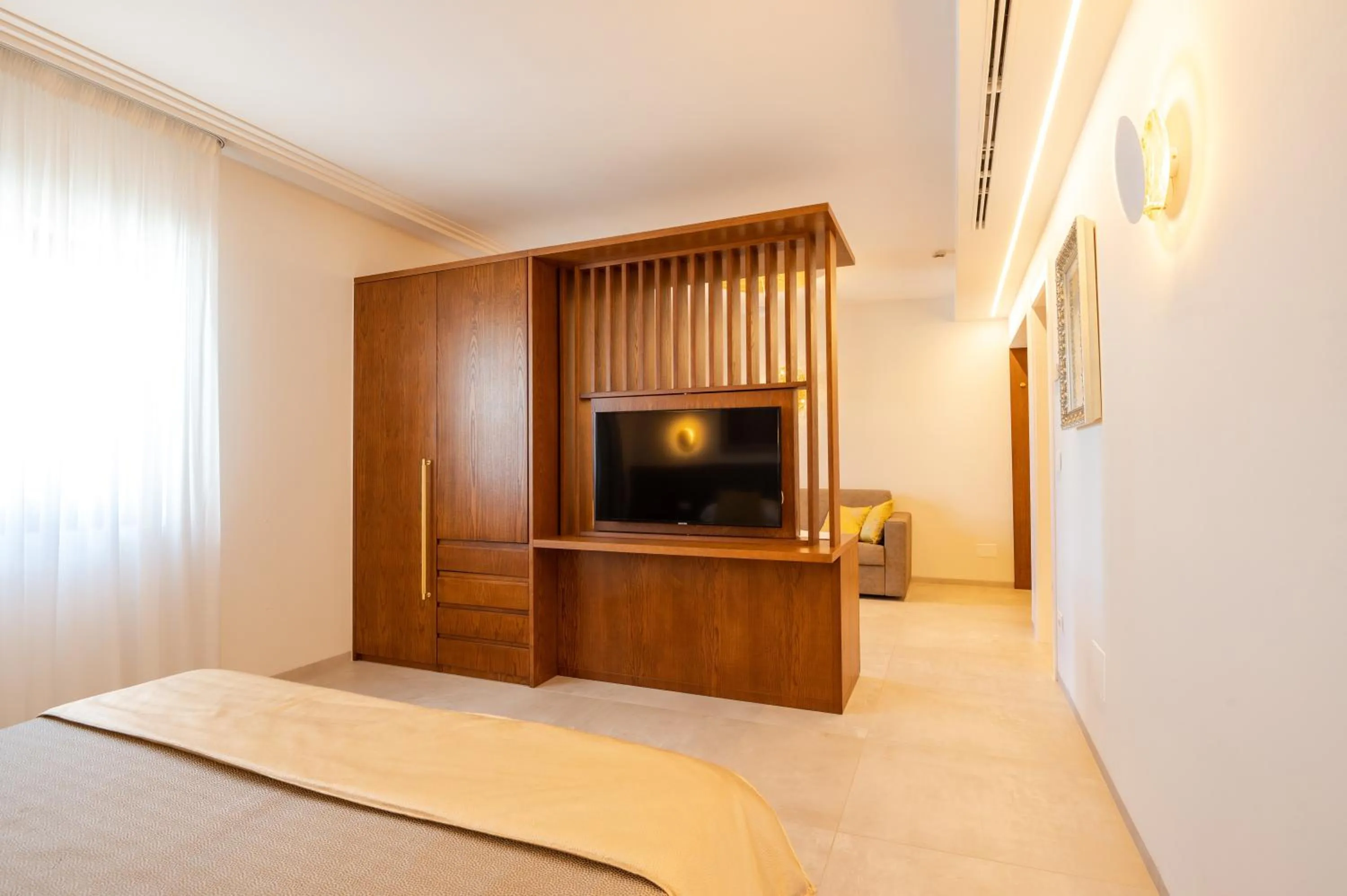 Seating area, Bed in Pizzomunno Vieste Palace Hotel