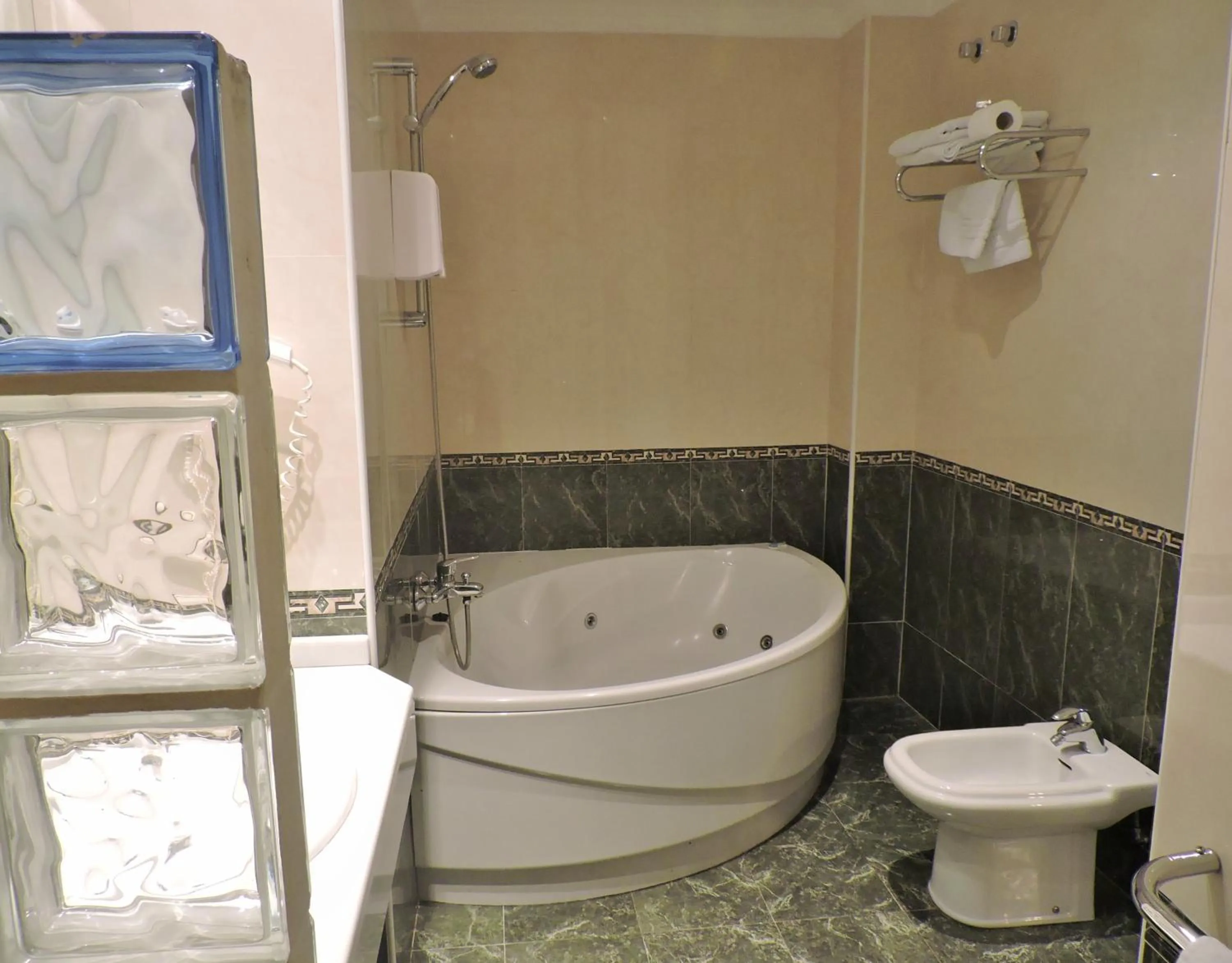 Bathroom in Hotel Las Yucas