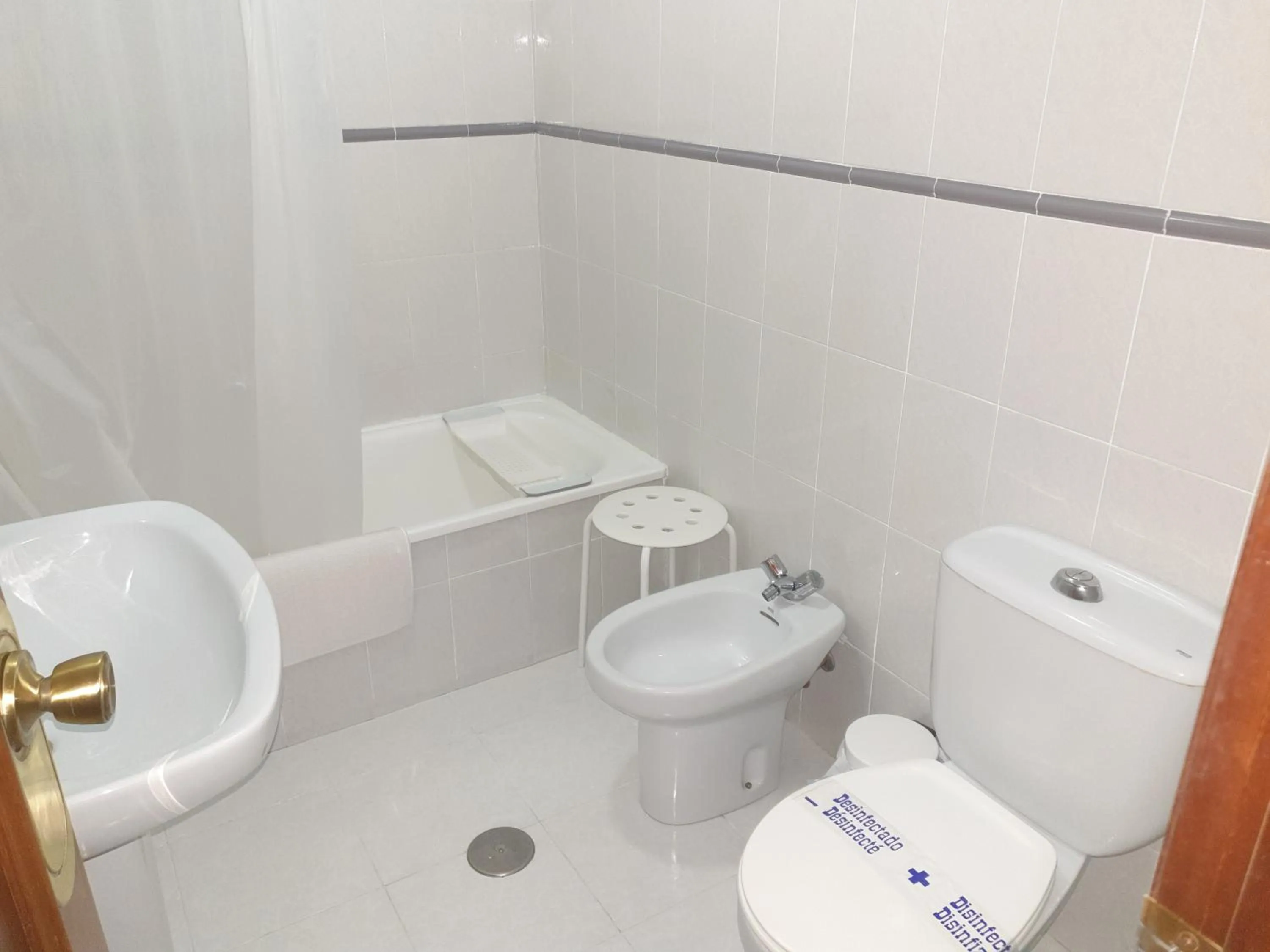 Double Room with Extra Bed in Hotel Al-Ándalus Peal, en Cazorla Comarca