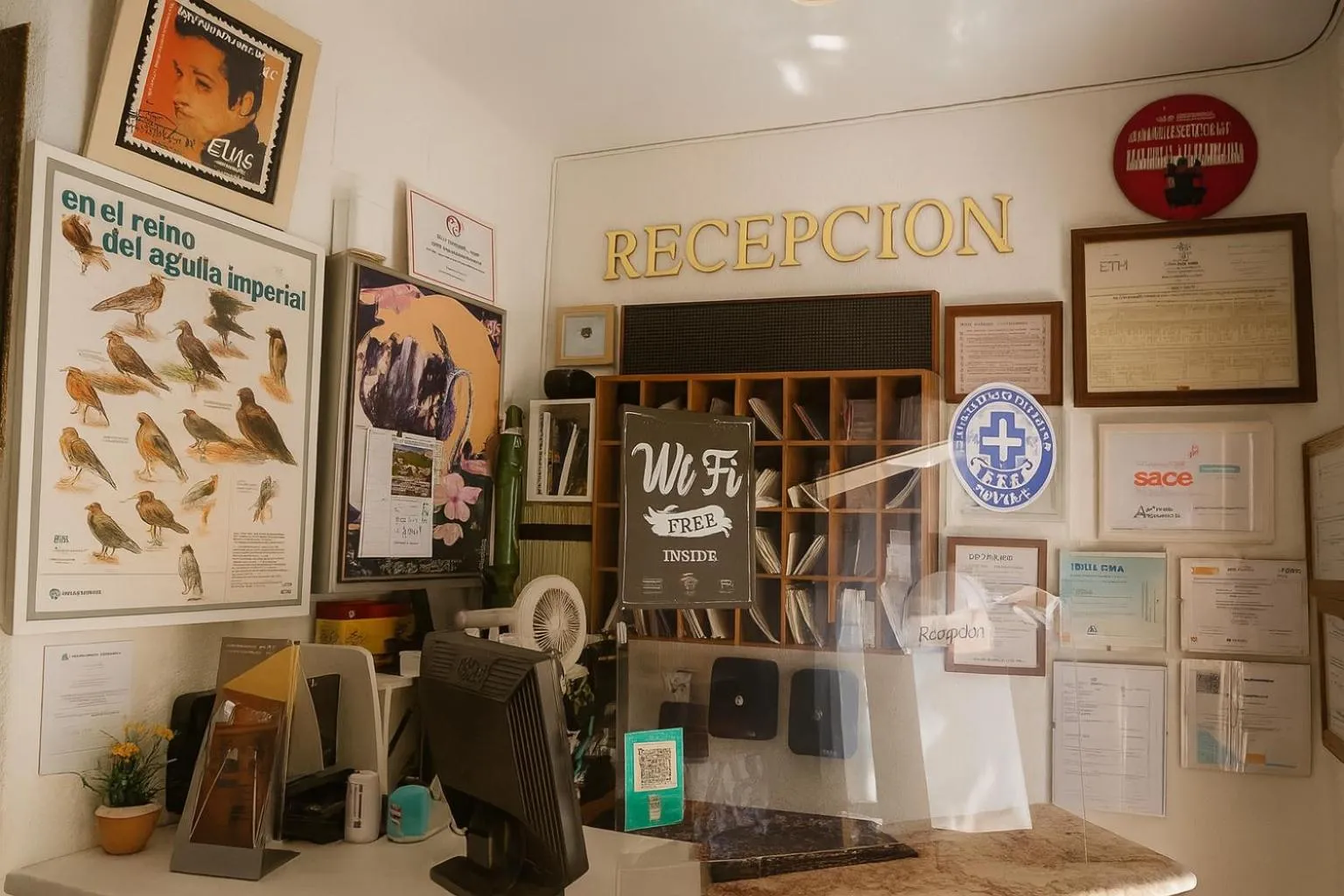 Lobby or reception in Hotel Al-Ándalus Peal, en Cazorla Comarca