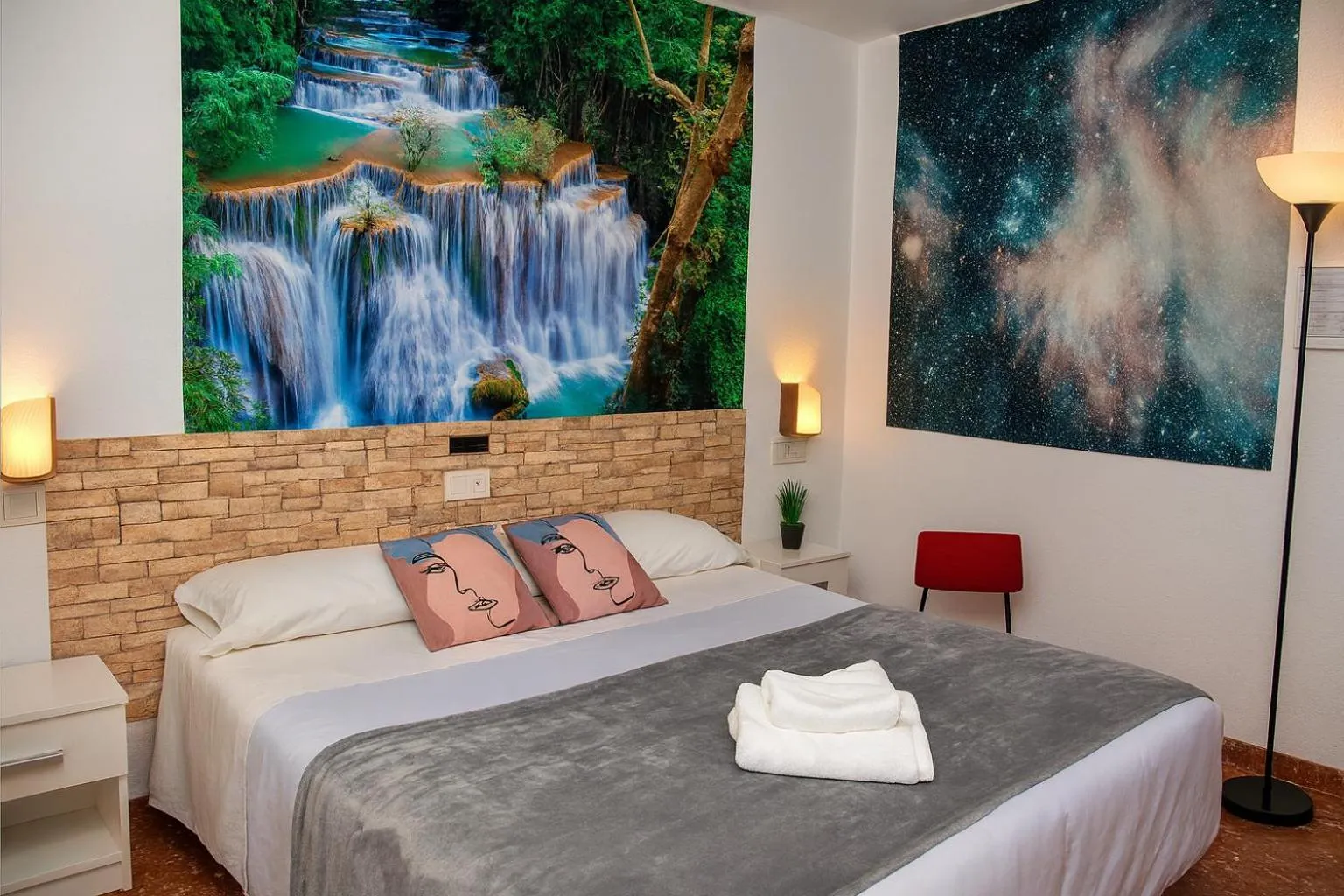 Bedroom, Bed in Hotel Al-Ándalus Peal, en Cazorla Comarca