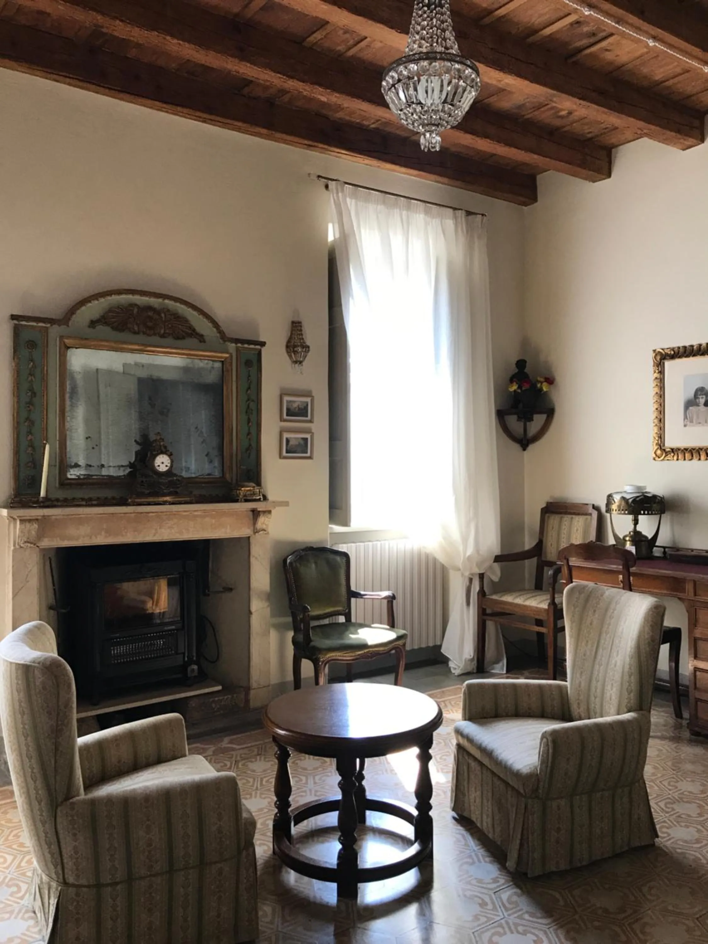 Library in B&B Corte Seguini
