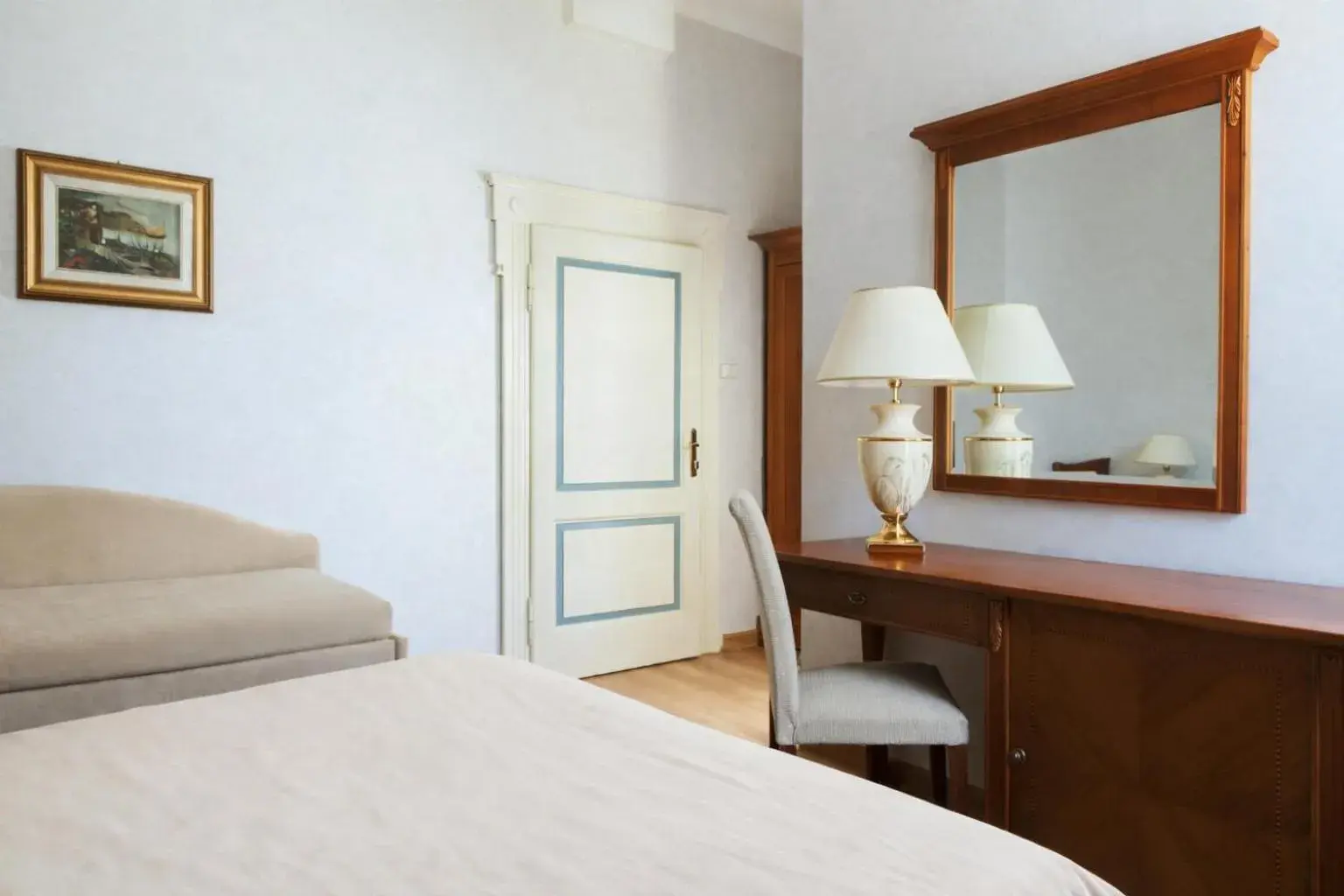 Bedroom, Bed in Hotel Maderno by Double Hospitality Bedroom, Bed in Hotel Maderno by Double Hospitality