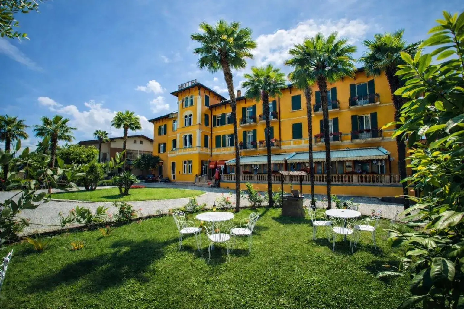 Property building in Hotel Maderno by Double Hospitality Property building in Hotel Maderno by Double Hospitality