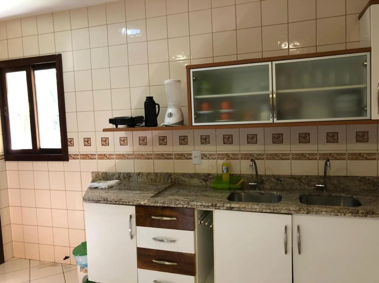 Kitchen or kitchenette in Lagoa Eco Village
