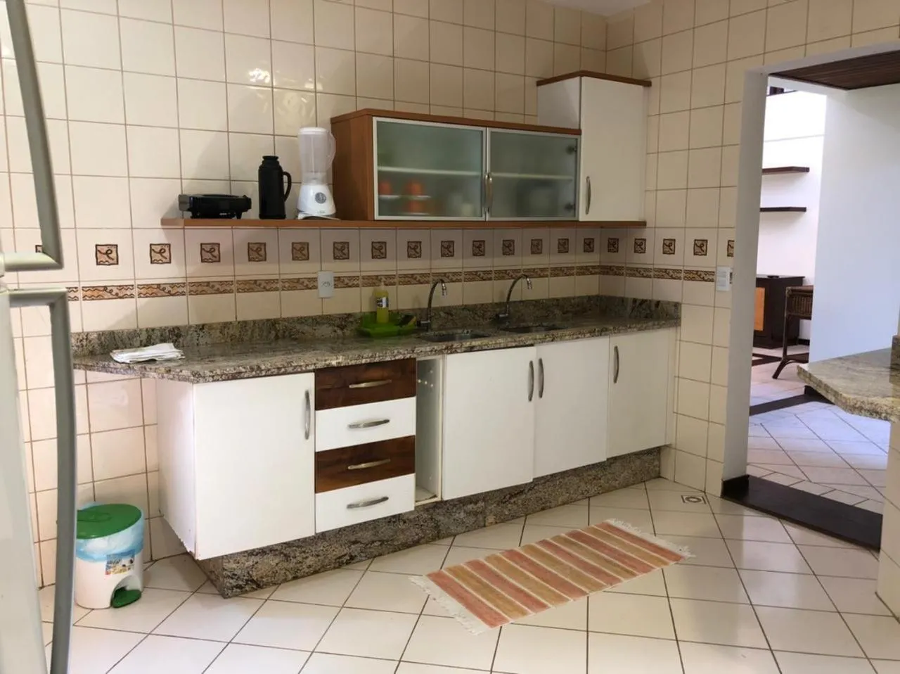 Kitchen or kitchenette in Lagoa Eco Village