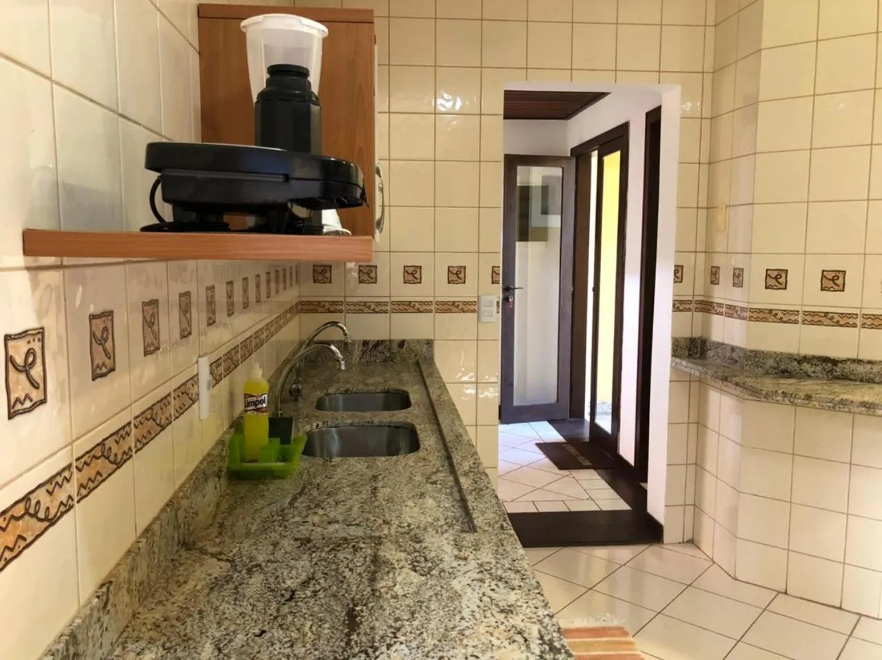 Kitchen or kitchenette in Lagoa Eco Village