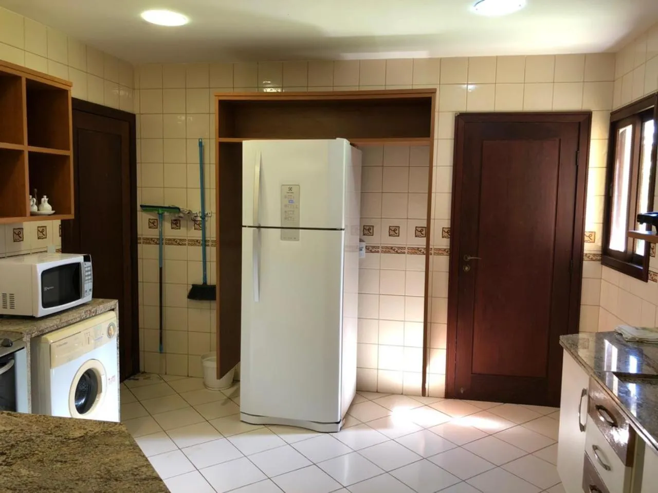 Kitchen or kitchenette in Lagoa Eco Village
