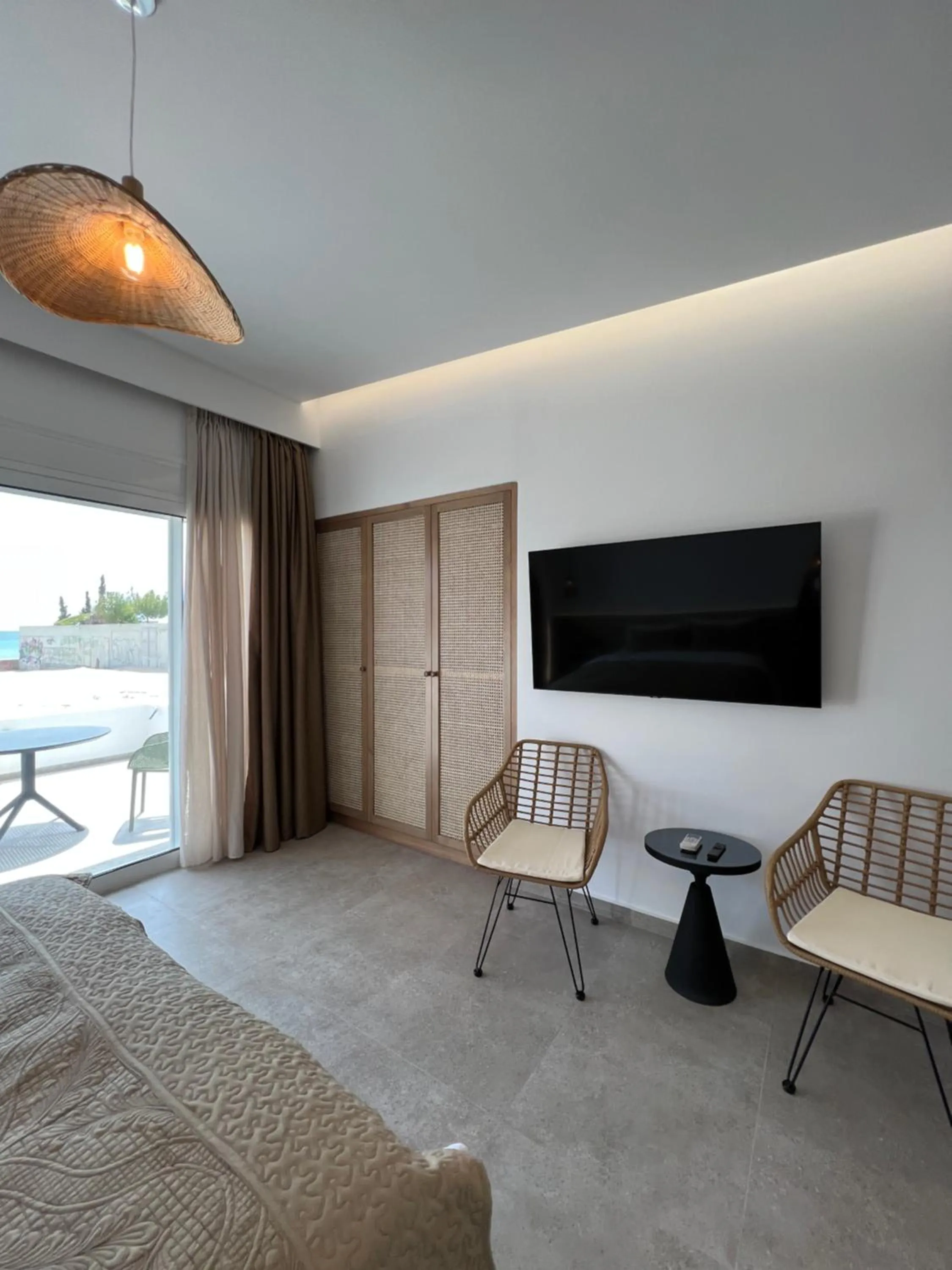 Living room, Bed in Penthouse & apartments by the Sea airport Airstay