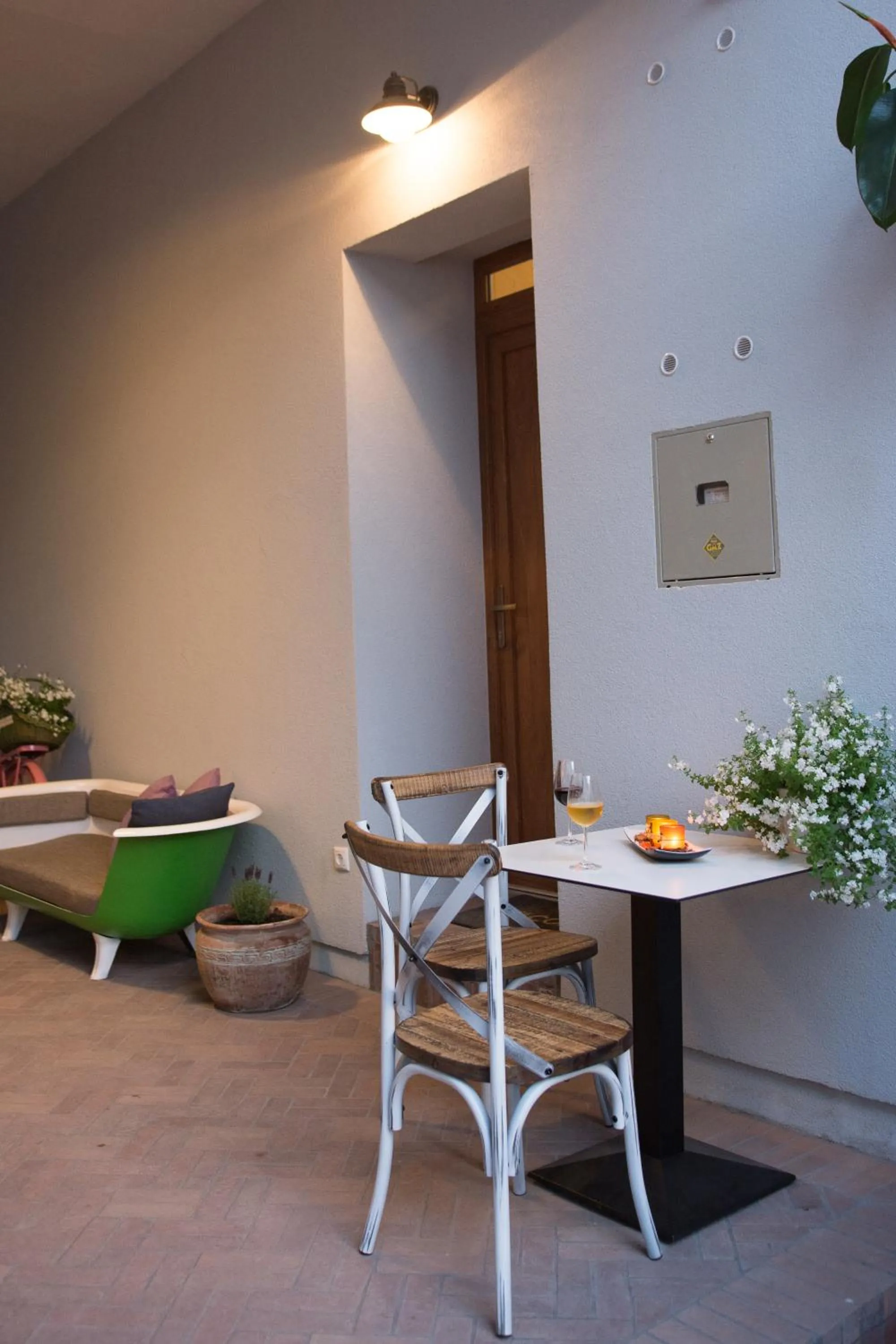 Property building in Zora Apartman