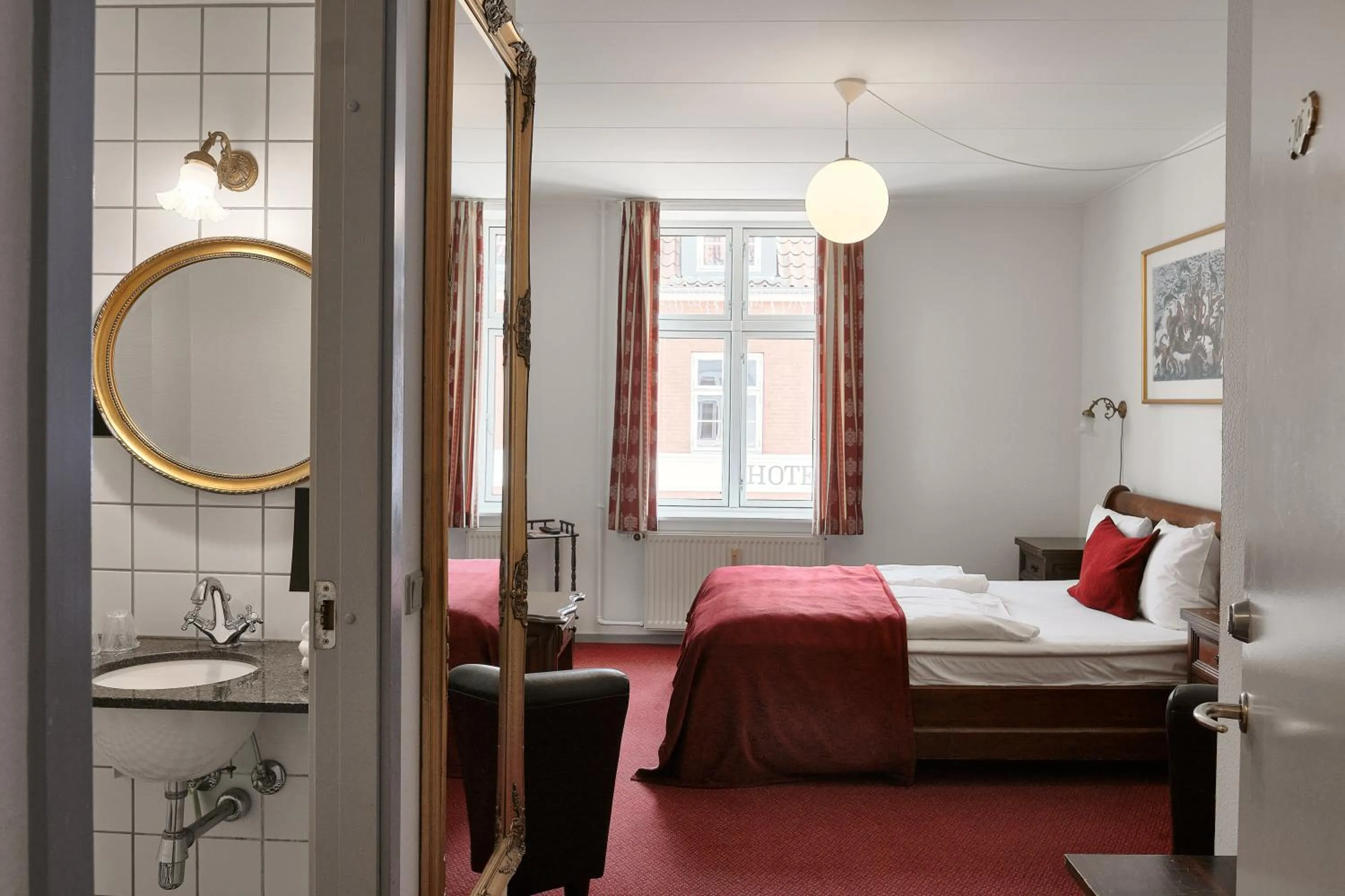 Bedroom, Bed in Hotel Ærø