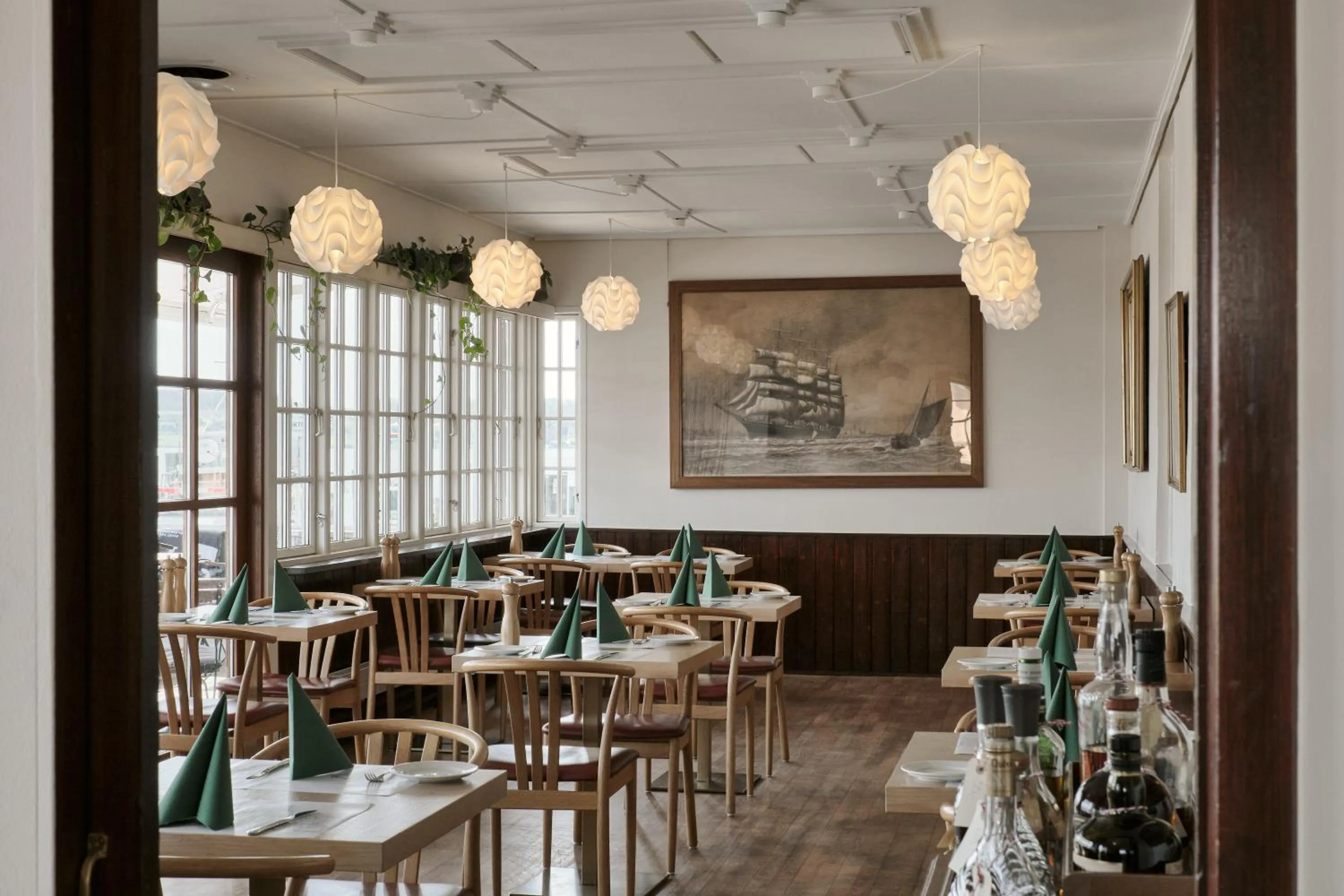 Restaurant/places to eat in Hotel Ærø