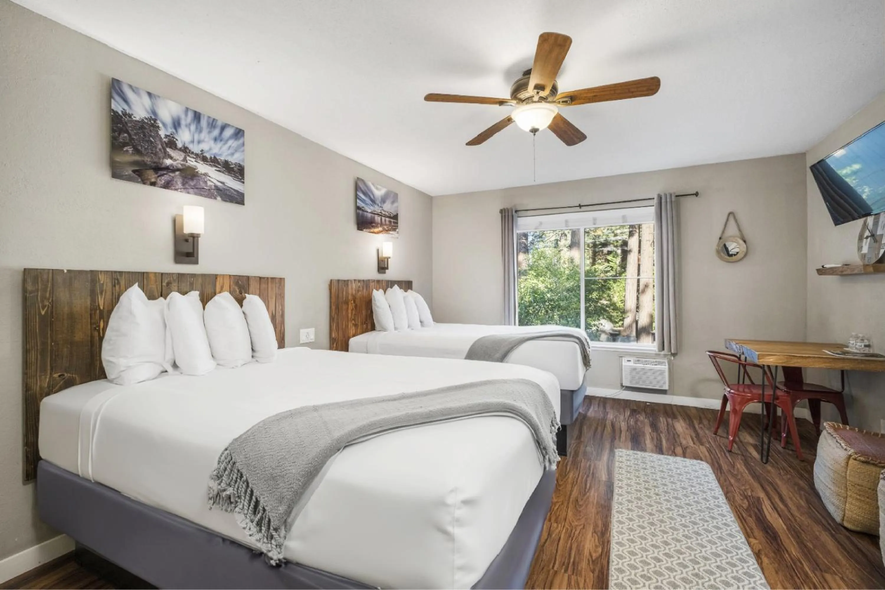 Bed in Resthaven Tahoe