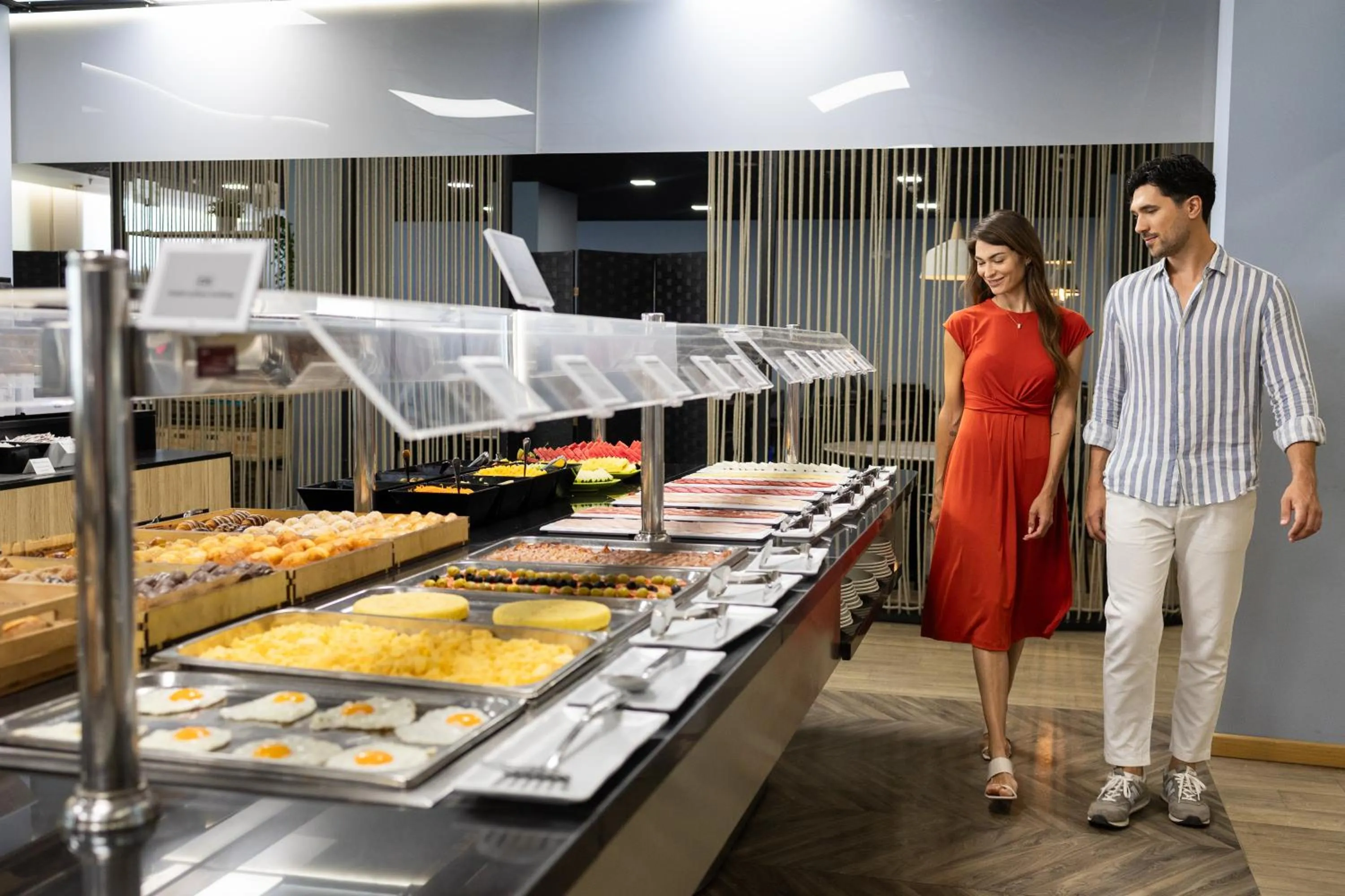 Buffet breakfast in Cullera Holiday