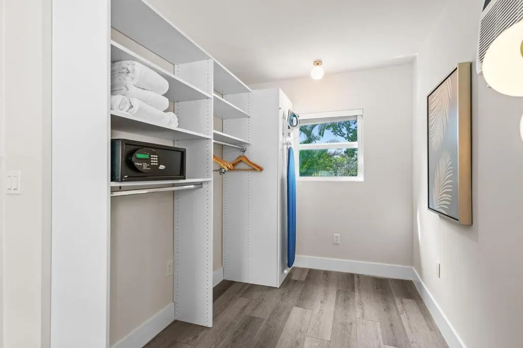 flat iron in The Garden Hotel & Resort