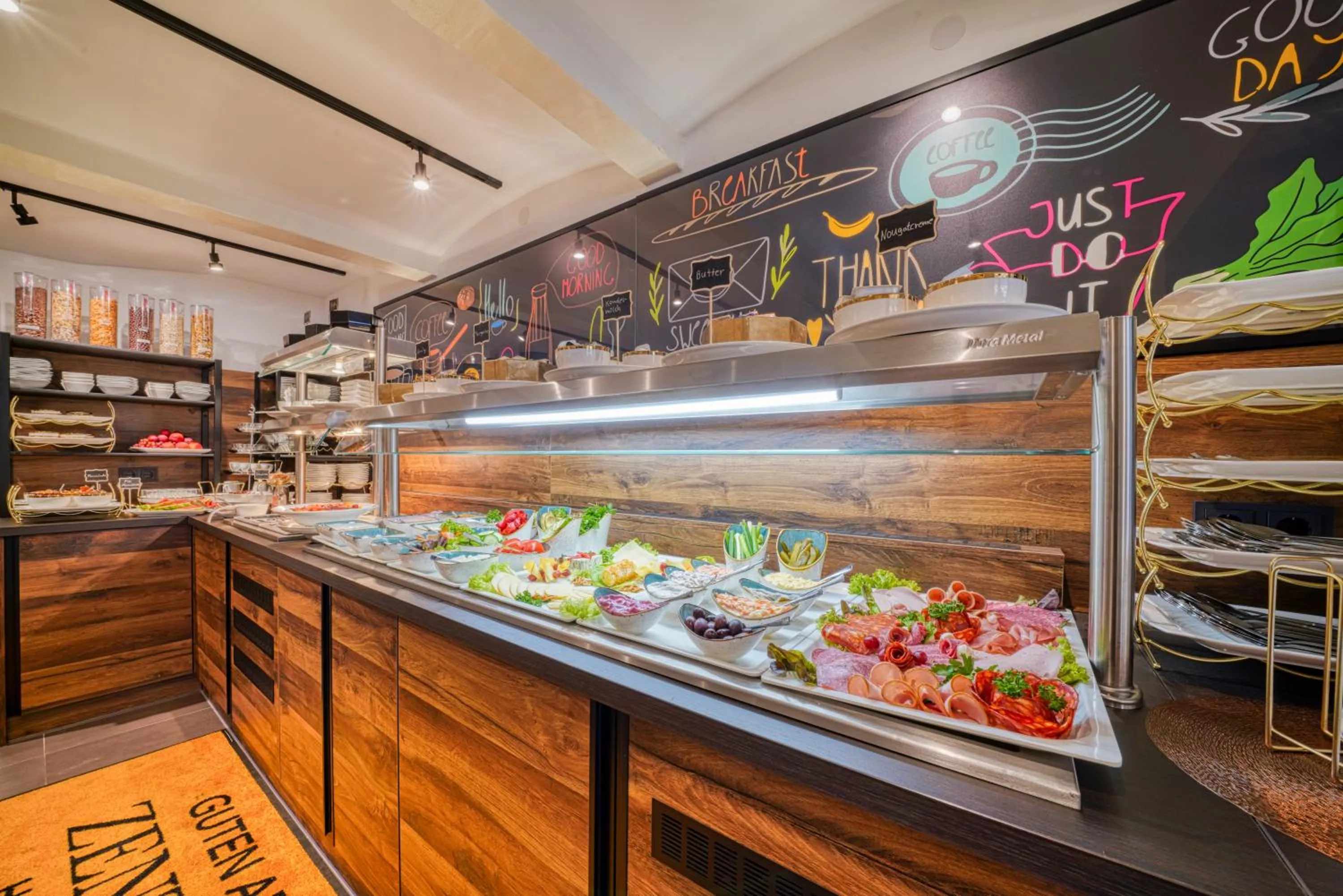 Food and drinks in Zentrum Hotel Stade