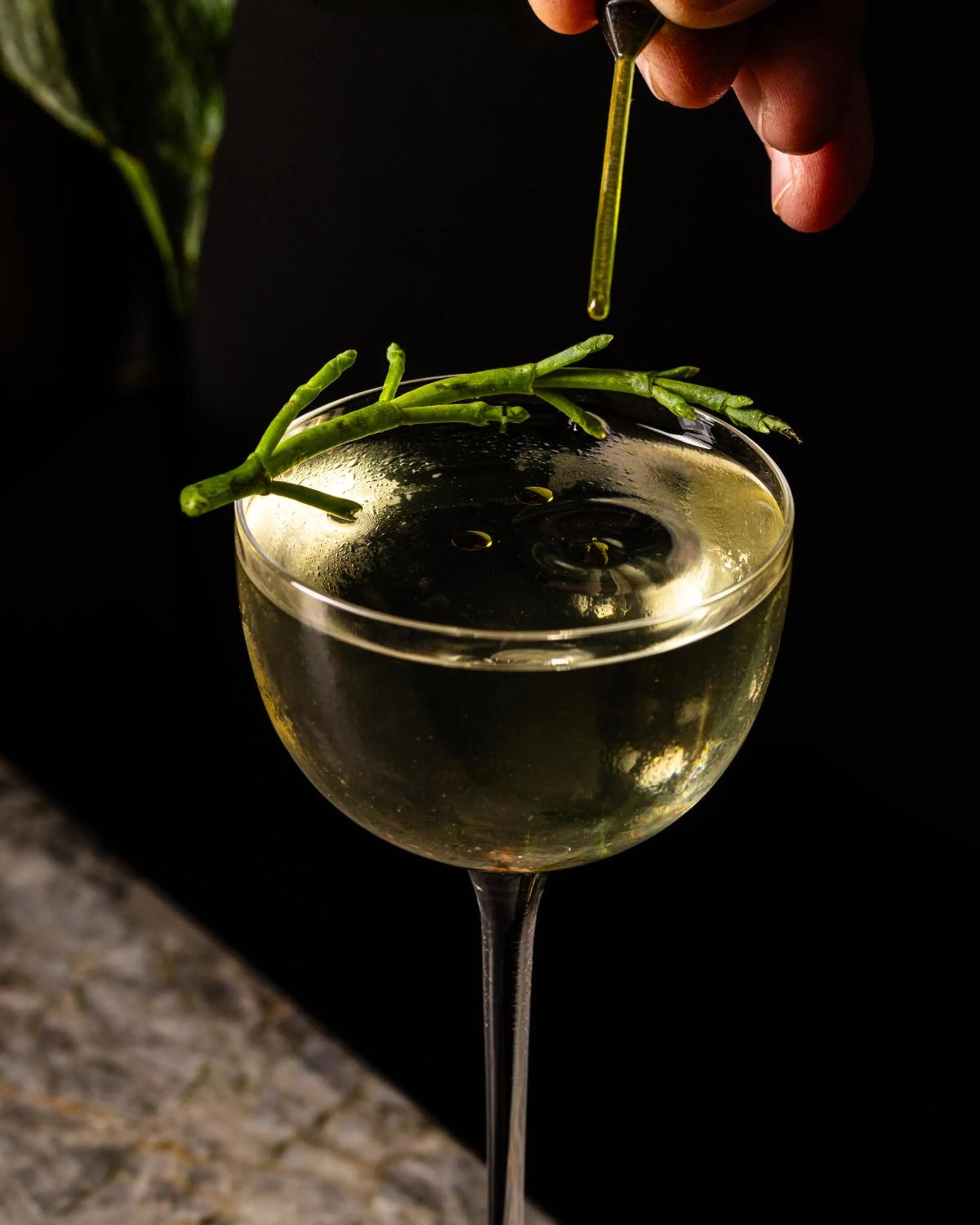 Lounge or bar in Fairmont Pacific Rim