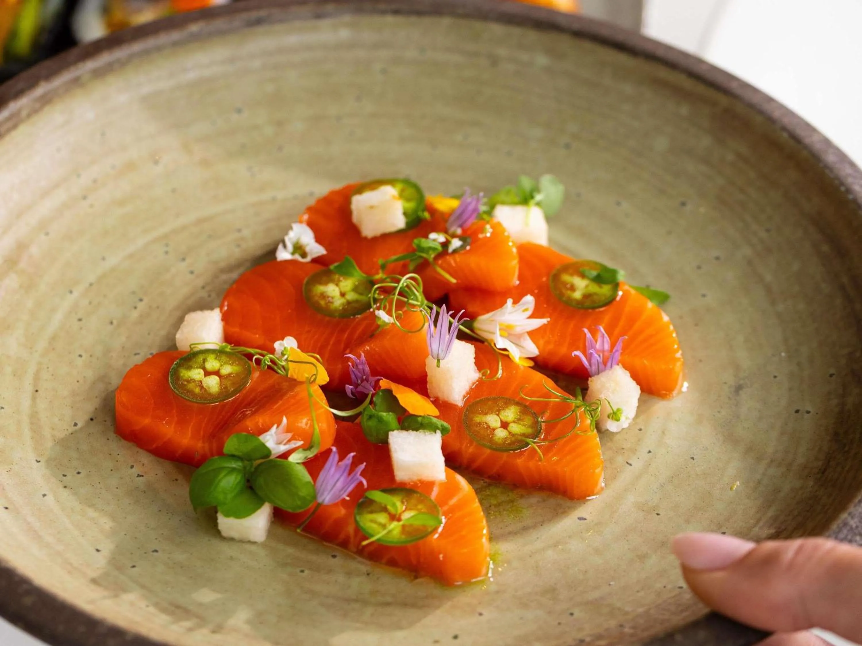 Lounge or bar in Fairmont Pacific Rim