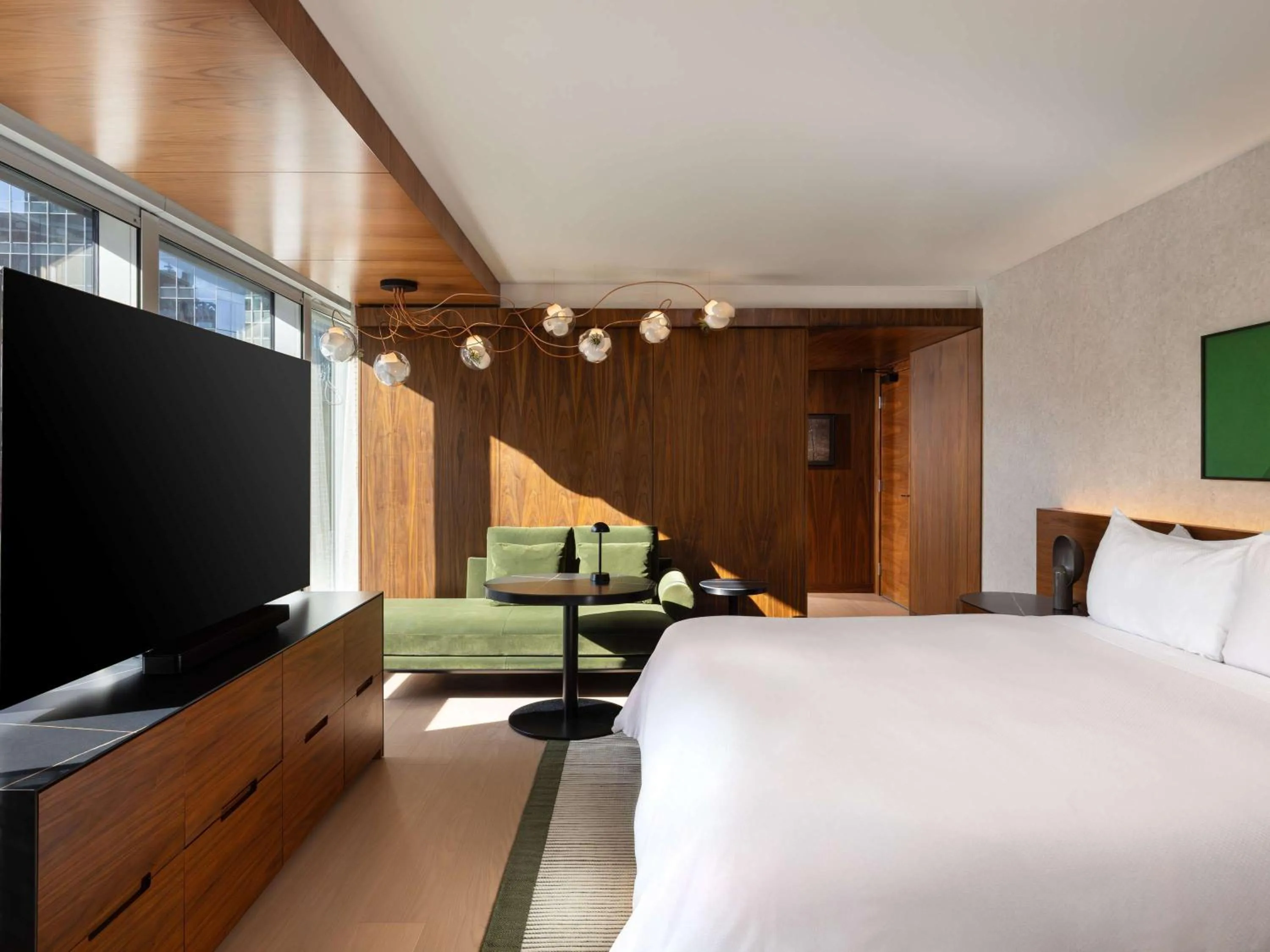 Fairmont Gold King Room in Fairmont Pacific Rim