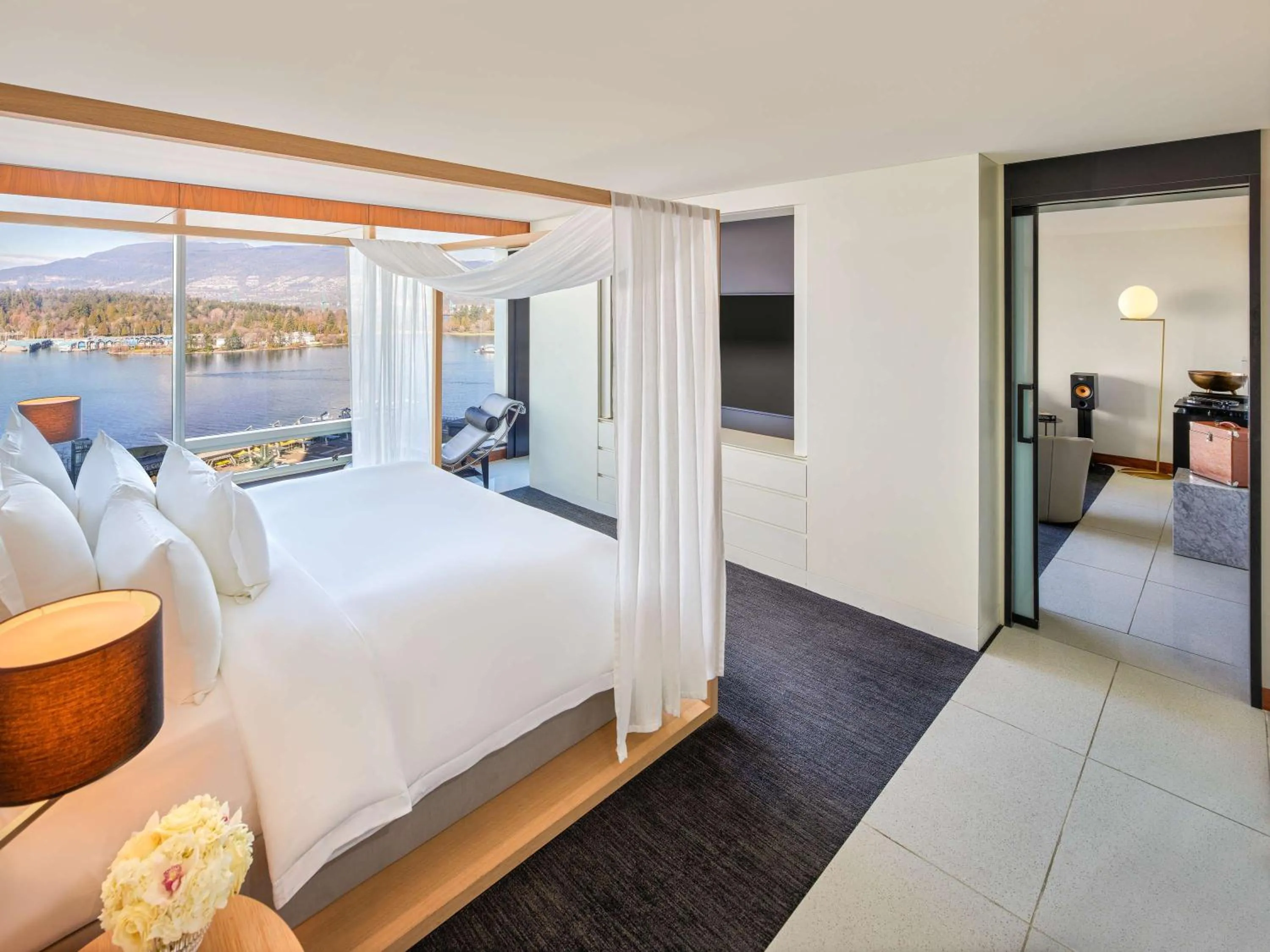 Signature Harbor King Suite with Harbor View in Fairmont Pacific Rim