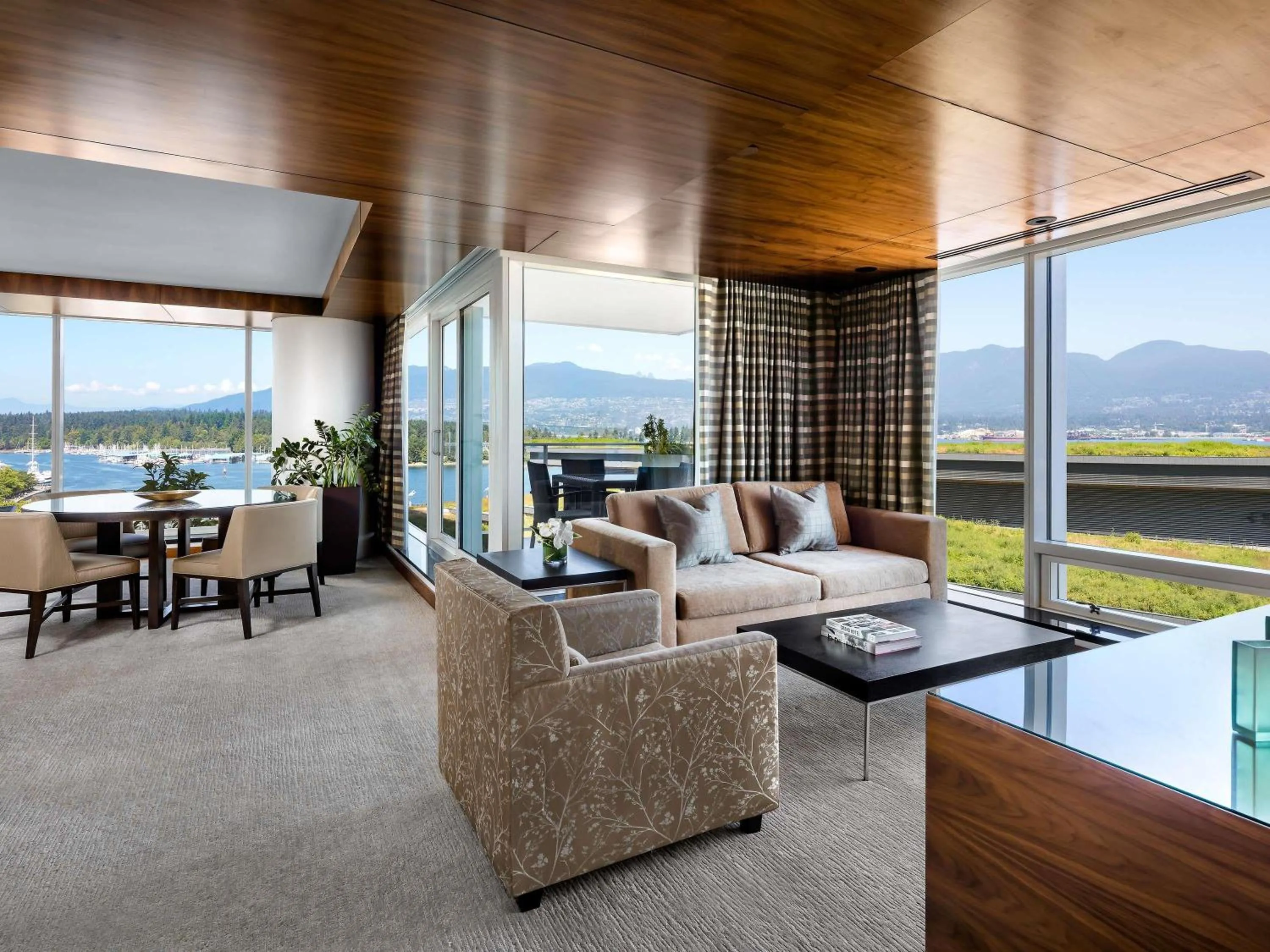 Bedroom in Fairmont Pacific Rim