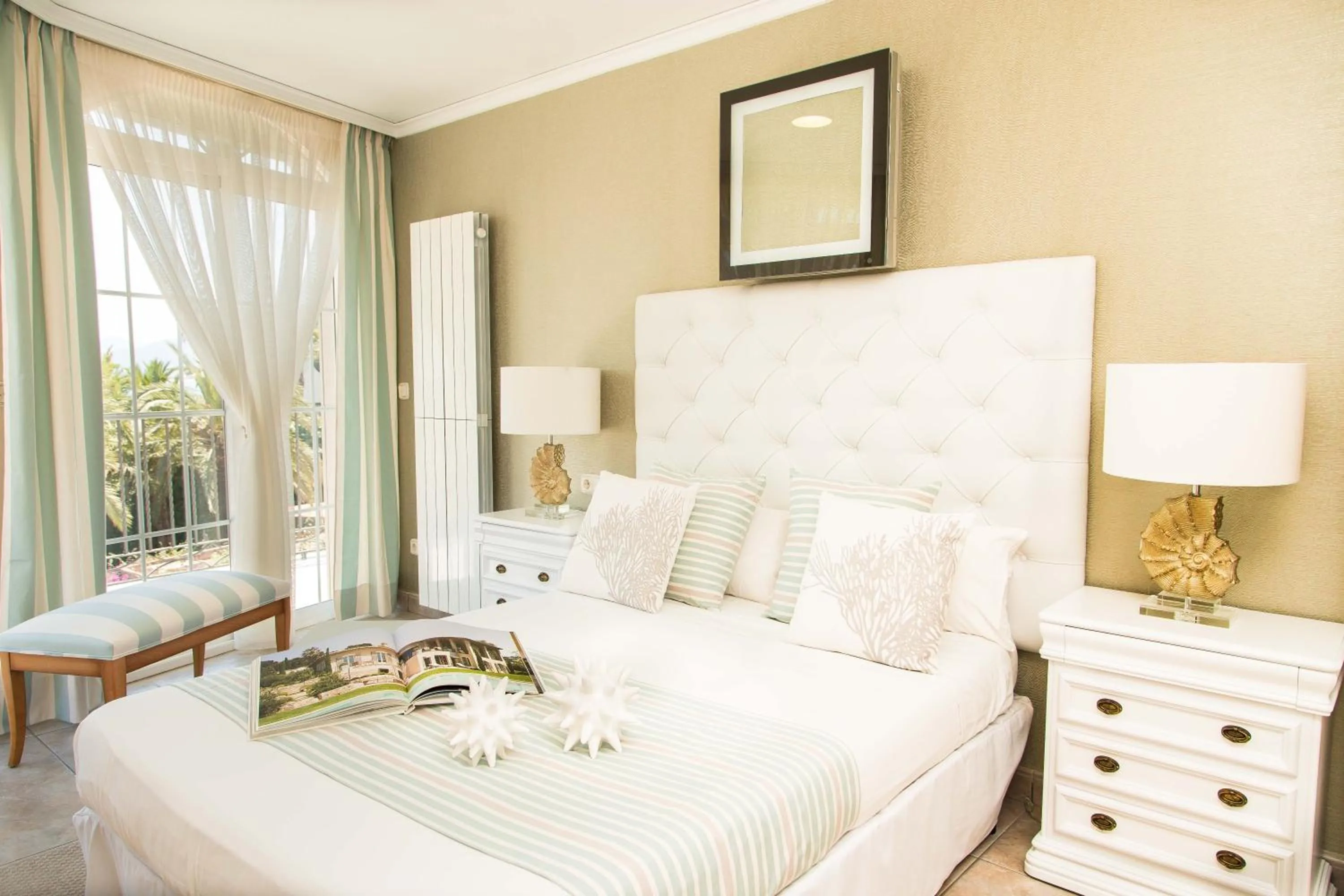 Bed in MD Villa Cullera Cap Blanc