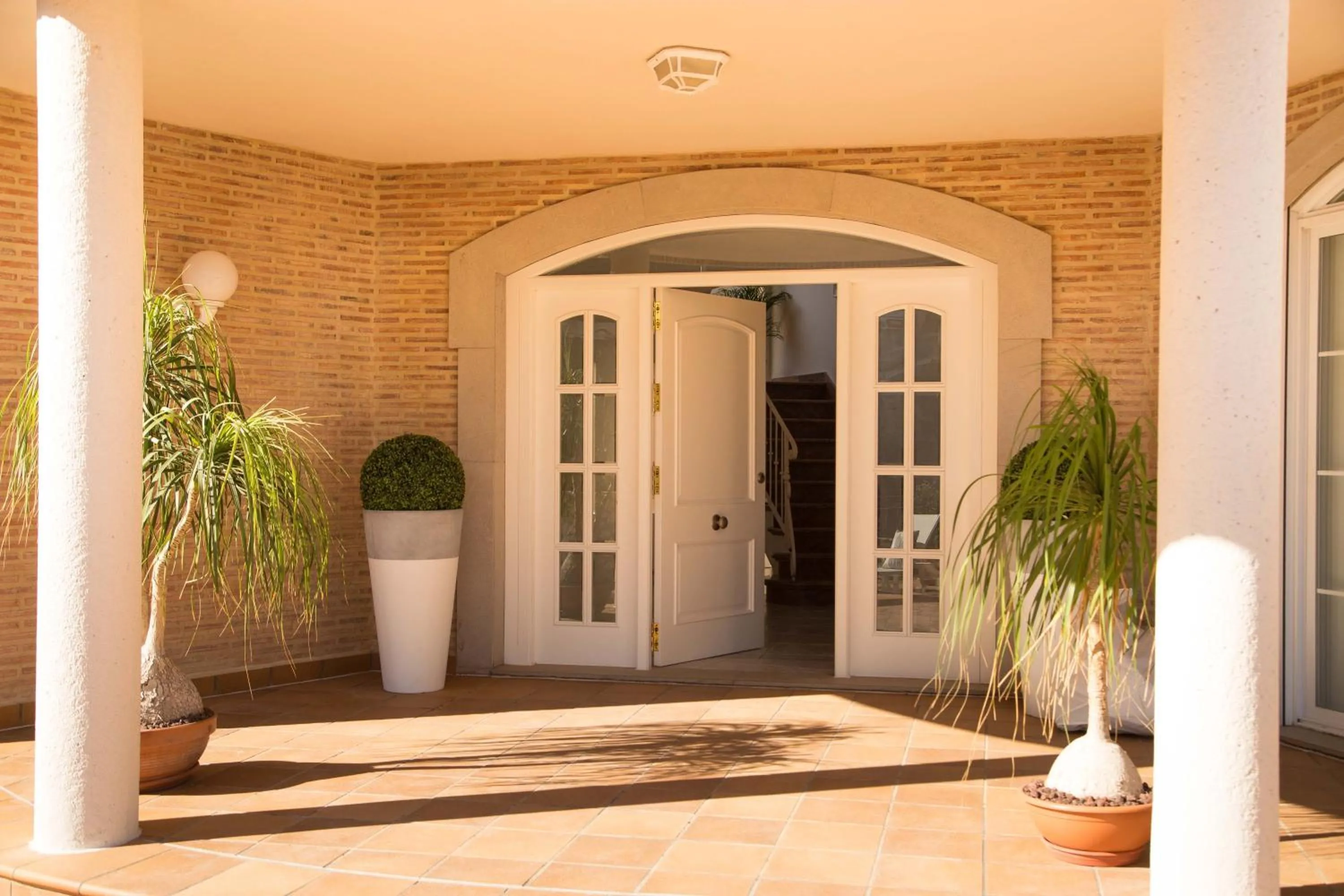 Facade/entrance in MD Villa Cullera Cap Blanc