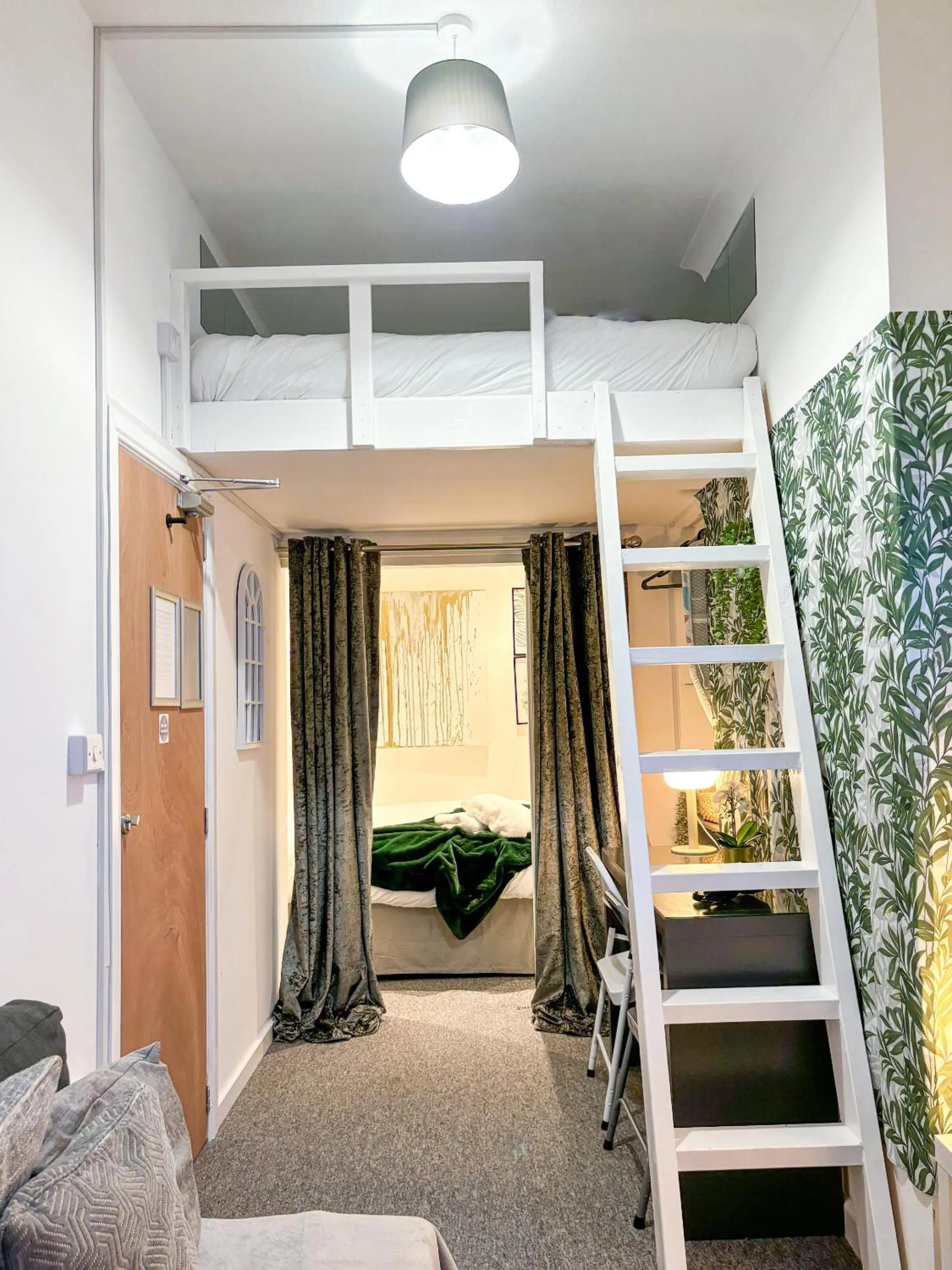 Bedroom, Bed in X Hotel Brunswick Square