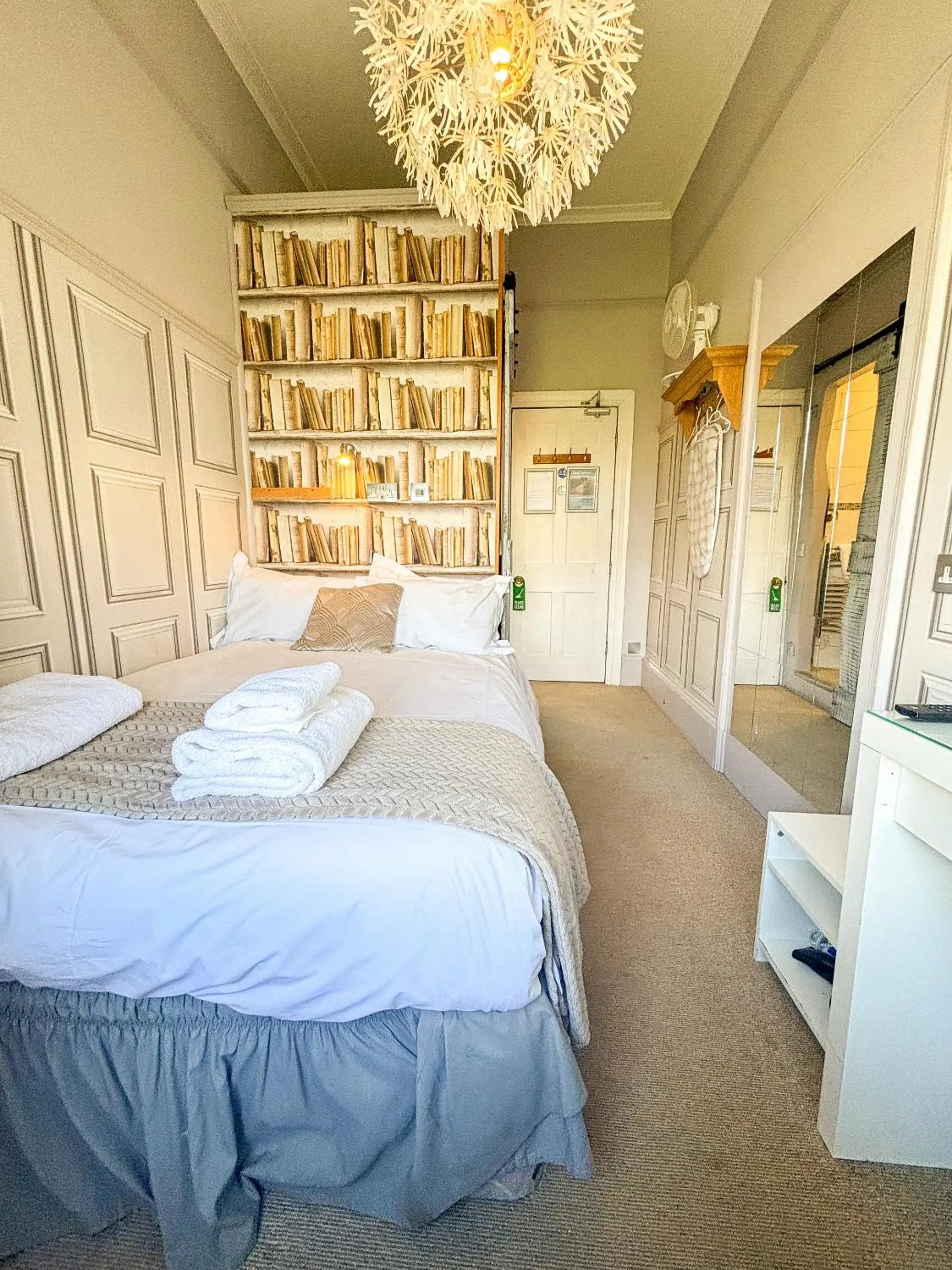 Bedroom, Bed in X Hotel Brunswick Square Bedroom, Bed in X Hotel Brunswick Square