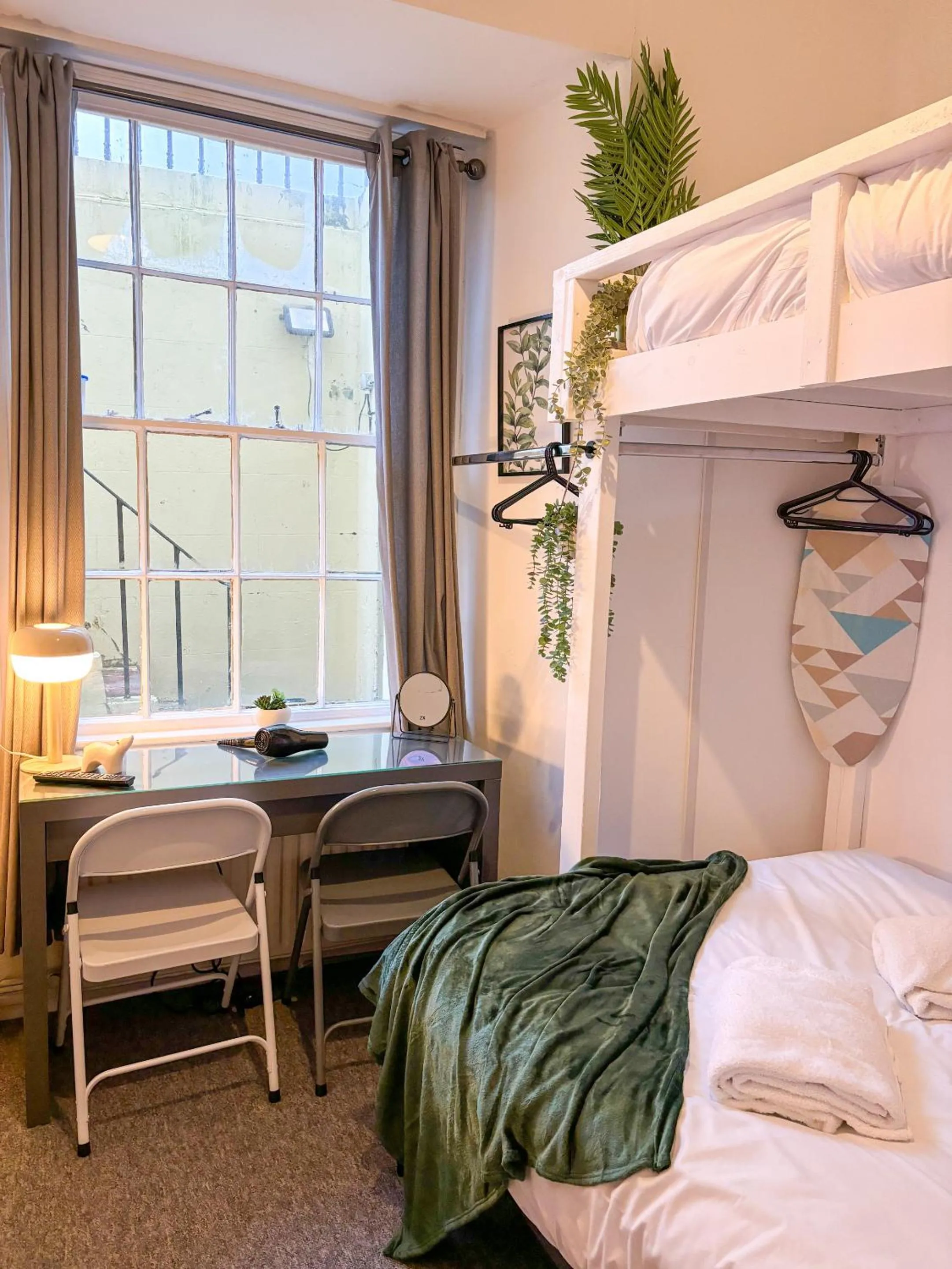 Bedroom, Bed in X Hotel Brunswick Square