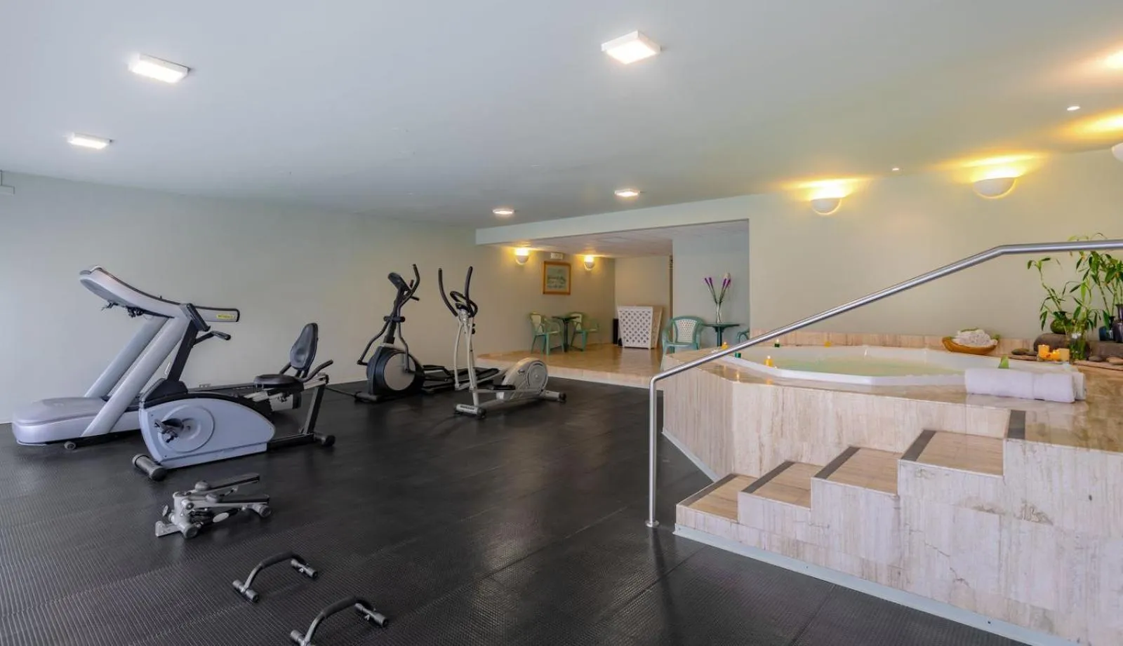 Fitness centre/facilities in GHL Hotel Lago Titicaca