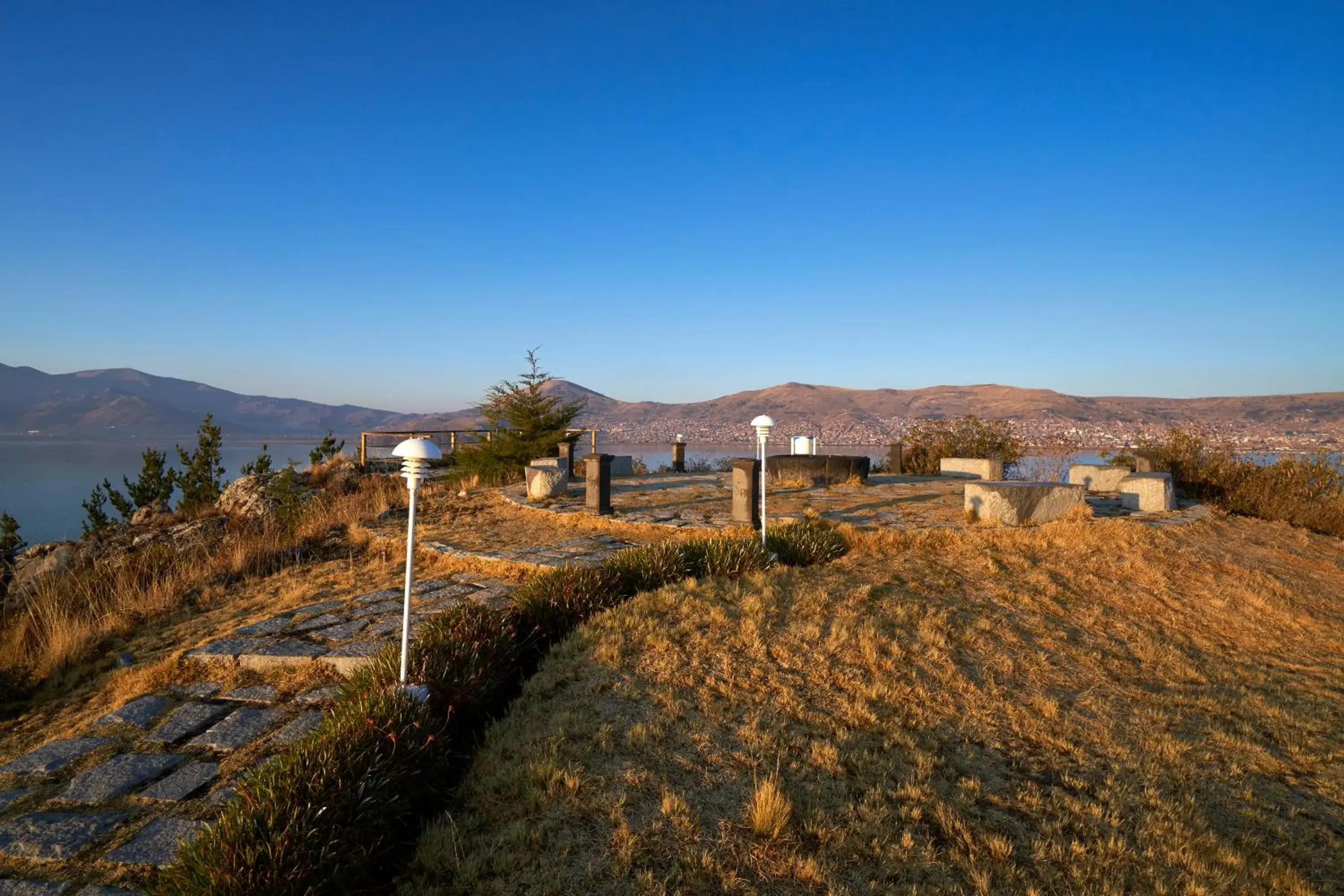 Facade/entrance in GHL Hotel Lago Titicaca Facade/entrance in GHL Hotel Lago Titicaca