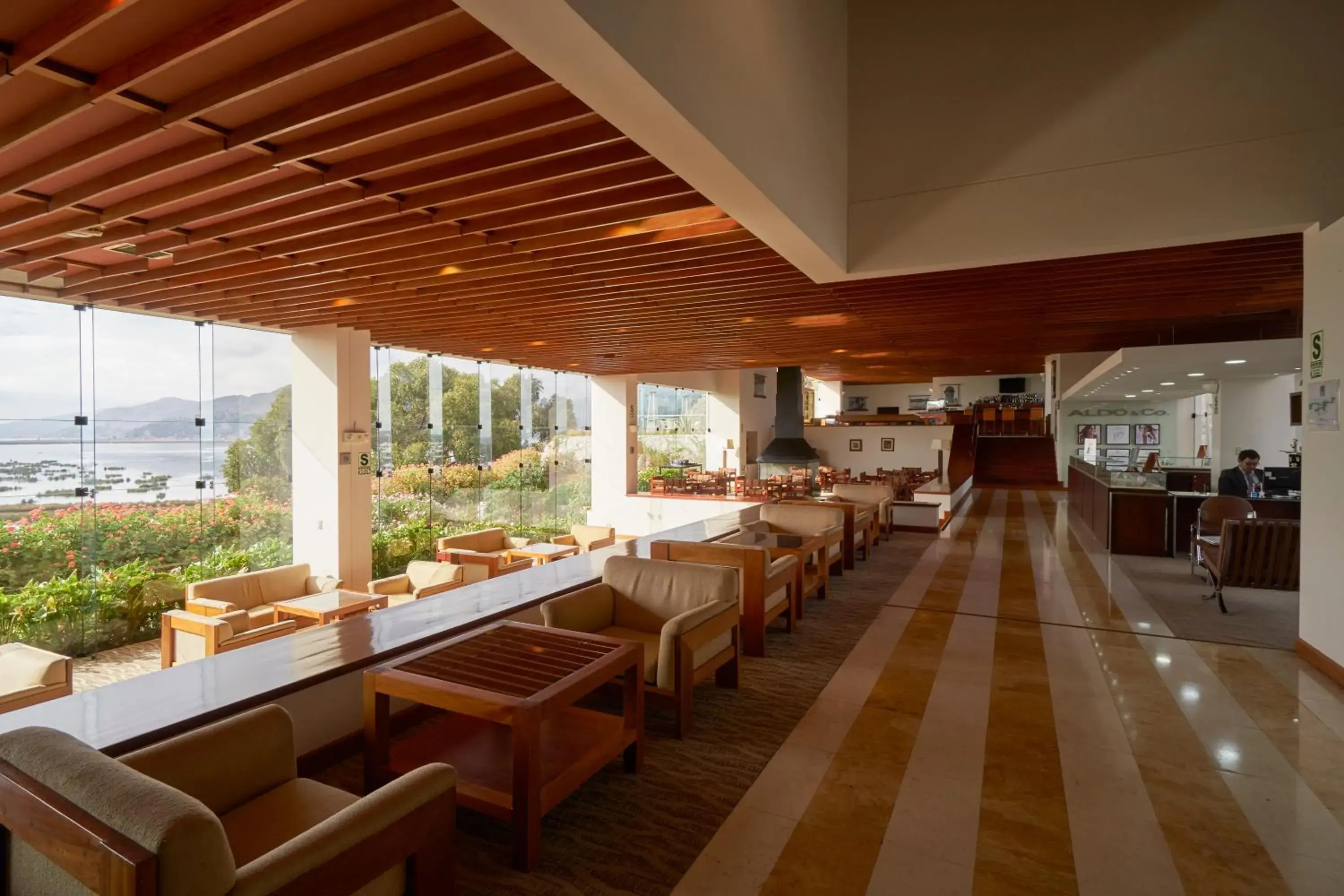 Lounge or bar in GHL Hotel Lago Titicaca Lounge or bar in GHL Hotel Lago Titicaca