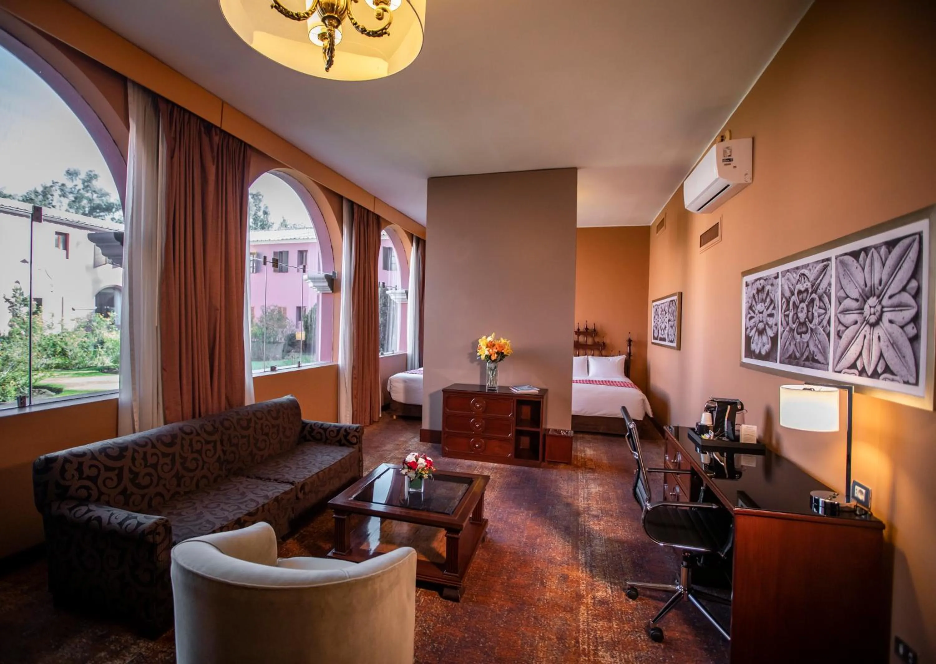 Photo of the whole room, Bed in Wyndham Costa del Sol Arequipa