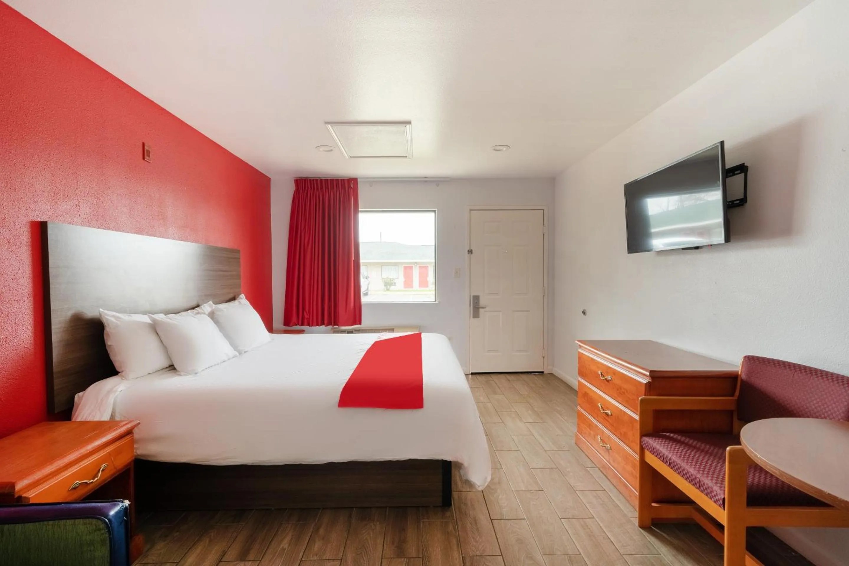 Bedroom, Bed in OYO Hotel San Antonio near AT&T Center